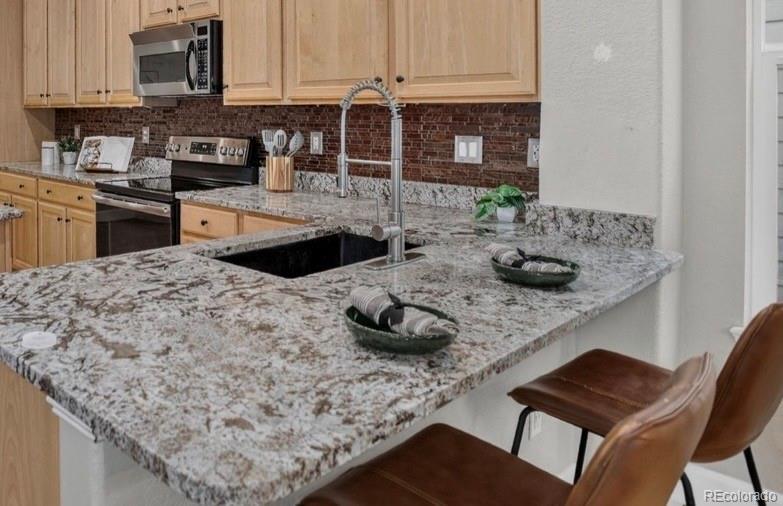 MLS Image #4 for 10794  cedar brook street,highlands ranch, Colorado