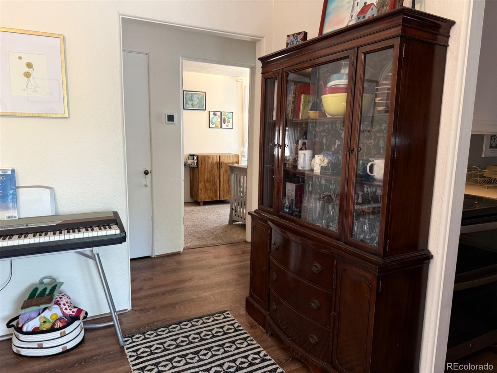 MLS Image #3 for 223 n hancock avenue,colorado springs, Colorado