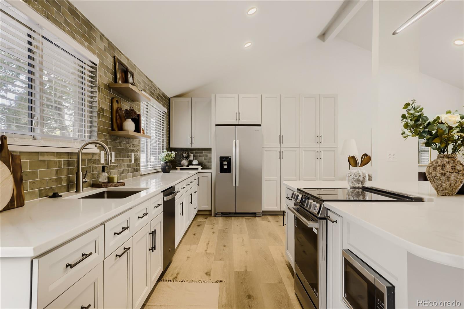 MLS Image #6 for 6478 s yukon street,littleton, Colorado