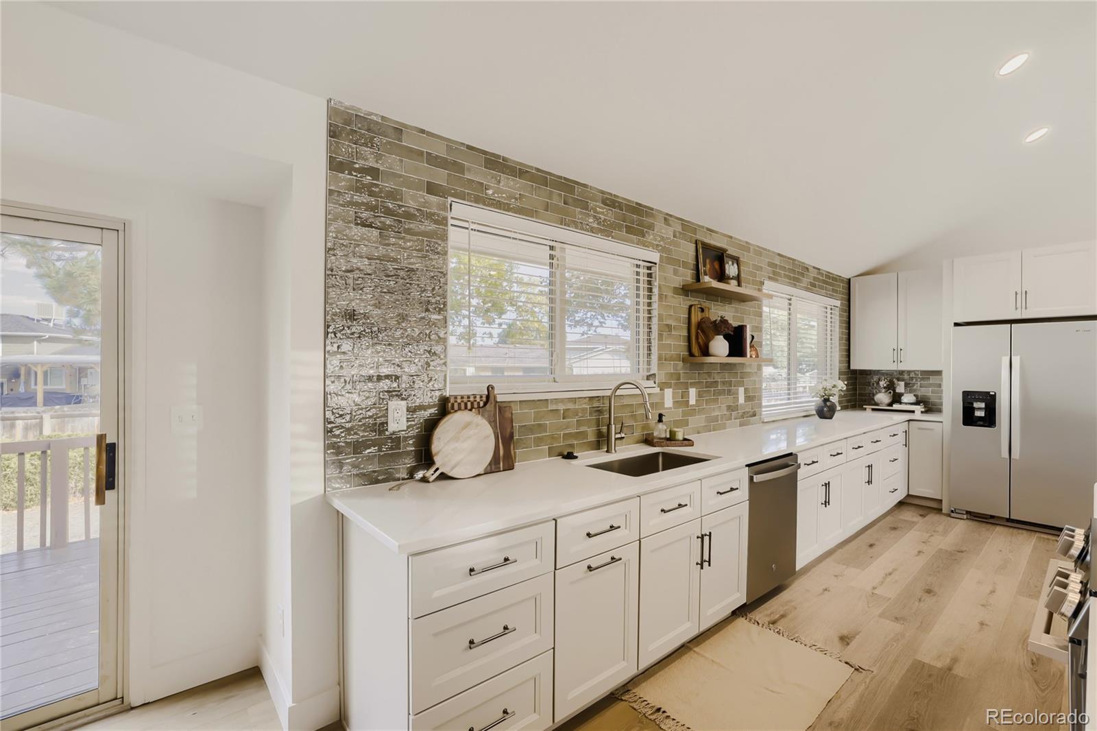 MLS Image #9 for 6478 s yukon street,littleton, Colorado