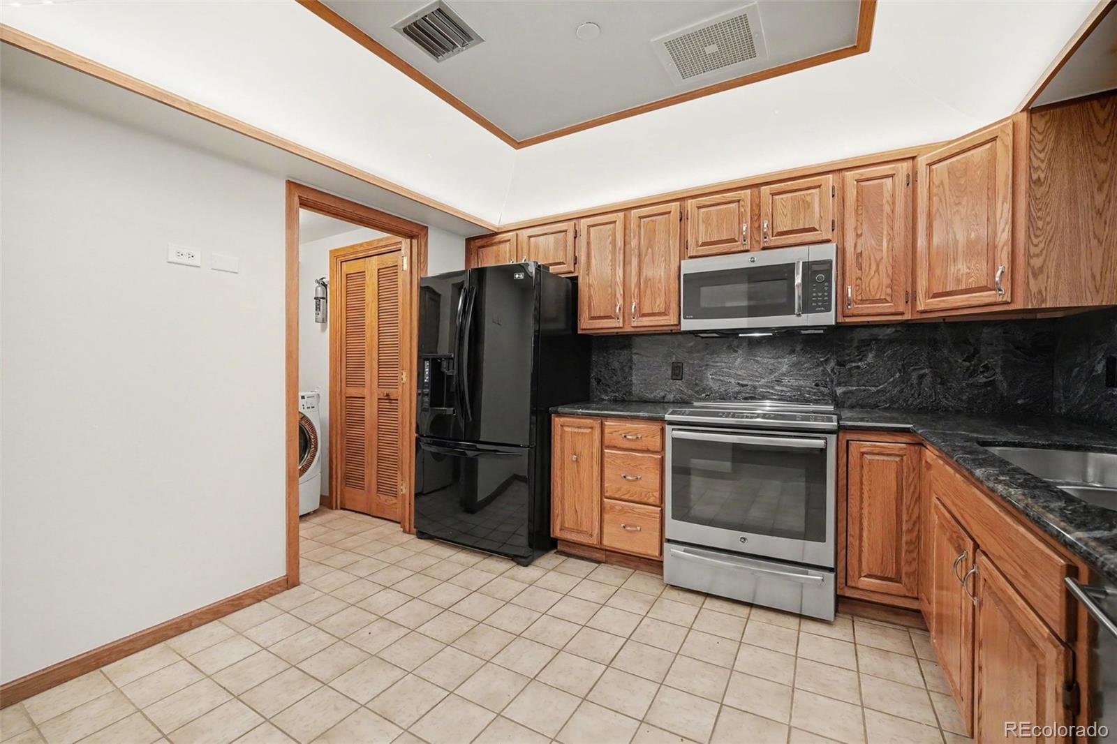 MLS Image #9 for 1900 e girard place 400,englewood, Colorado