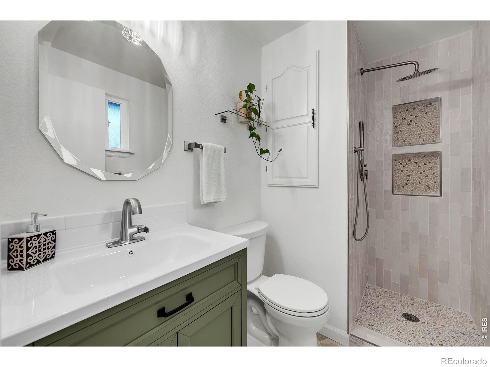 MLS Image #17 for 3825  columbia drive,longmont, Colorado