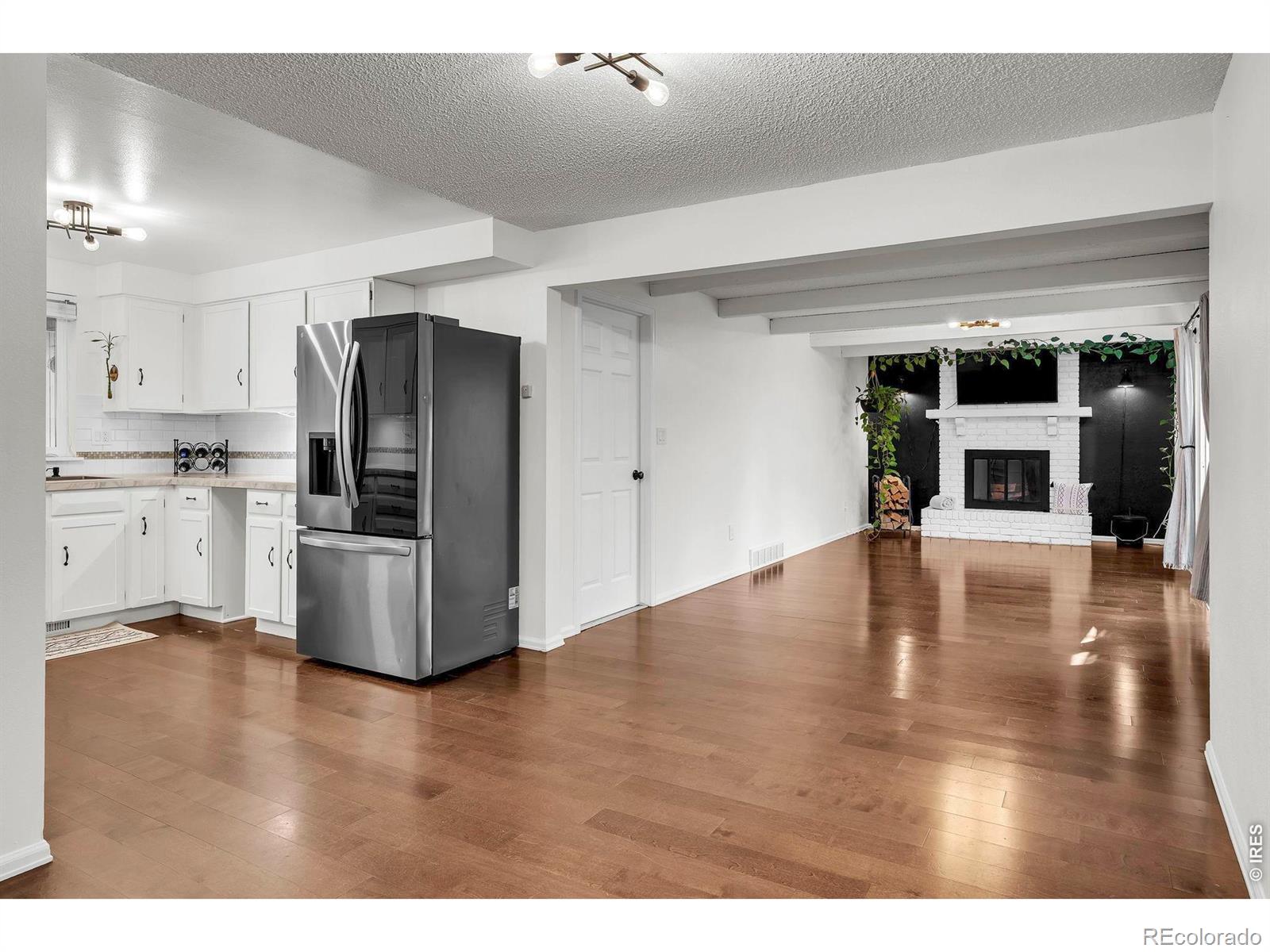 MLS Image #4 for 3825  columbia drive,longmont, Colorado