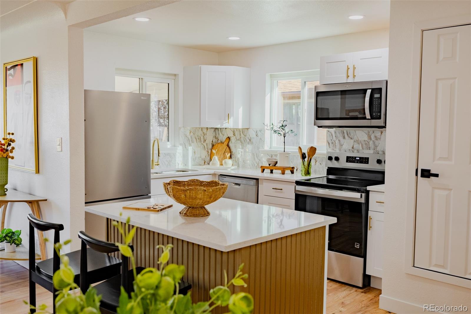 MLS Image #3 for 3665  leyden street,denver, Colorado