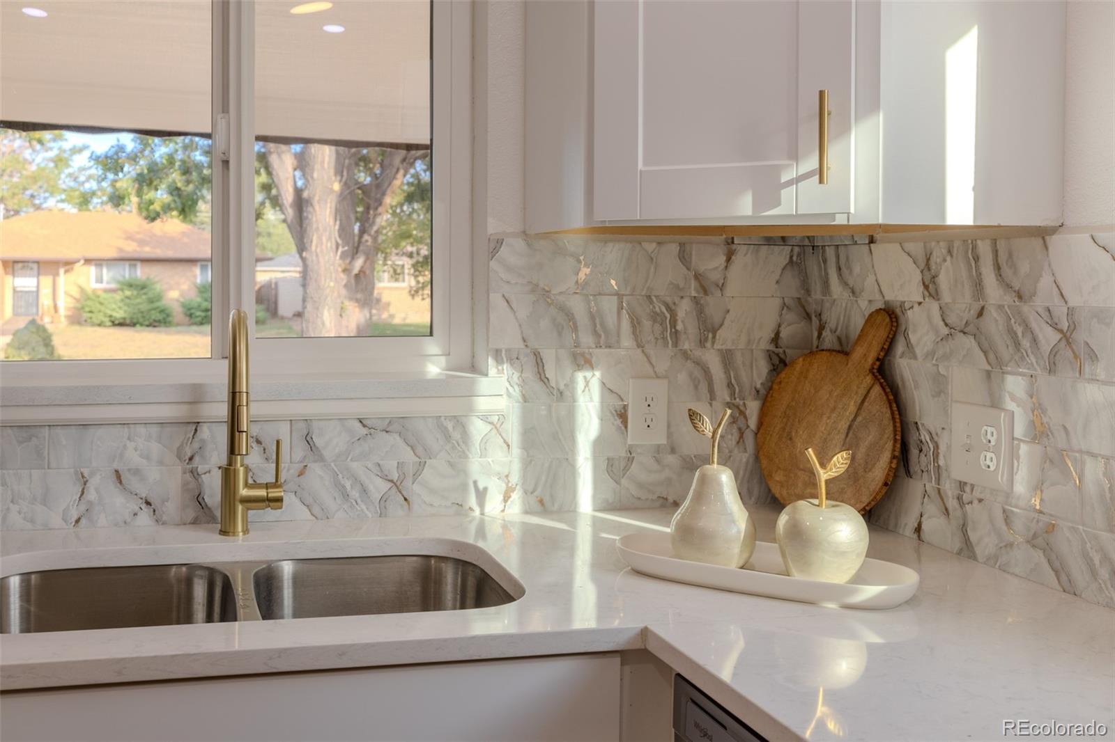 MLS Image #4 for 3665  leyden street,denver, Colorado