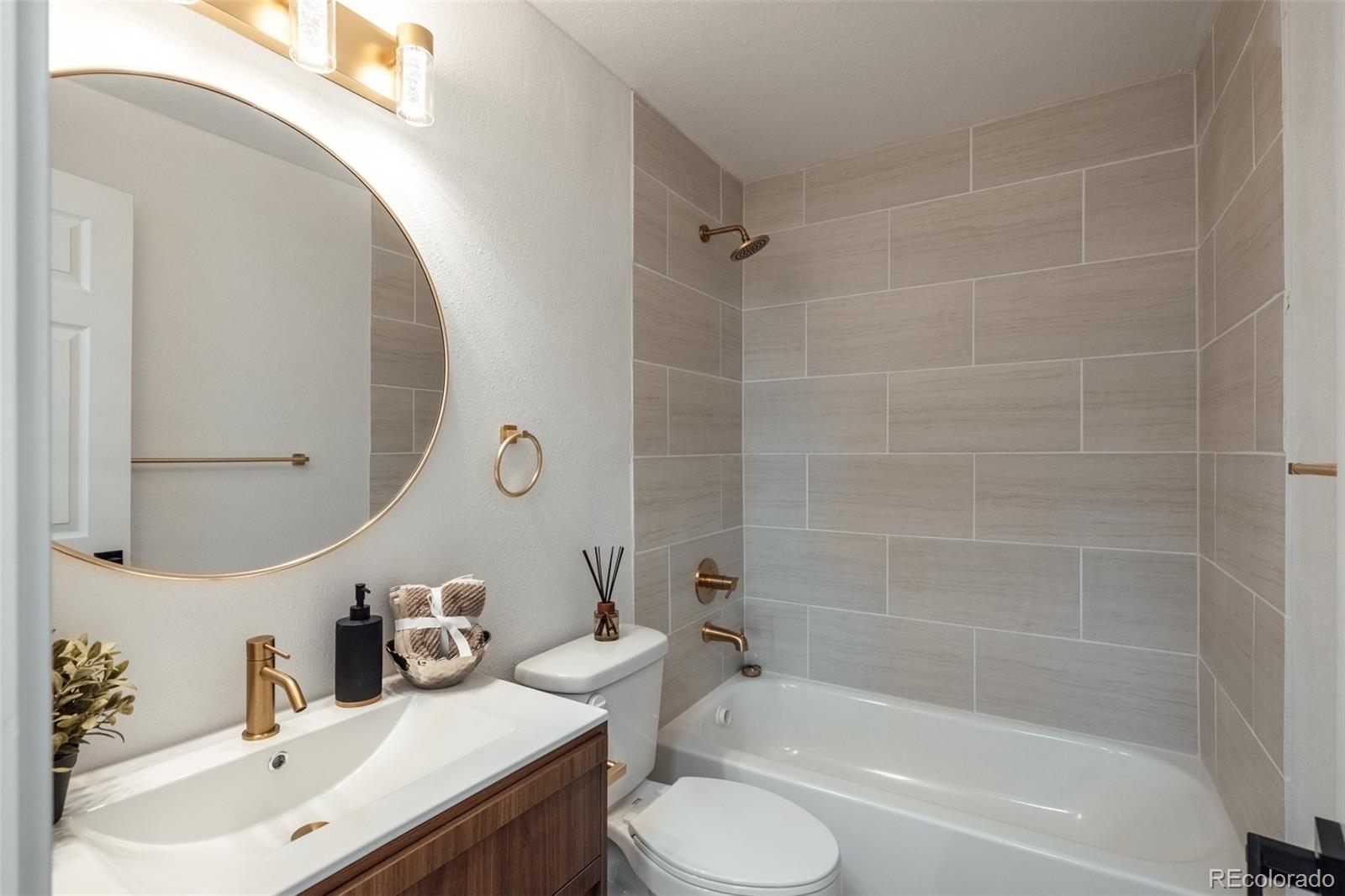 MLS Image #7 for 3665  leyden street,denver, Colorado