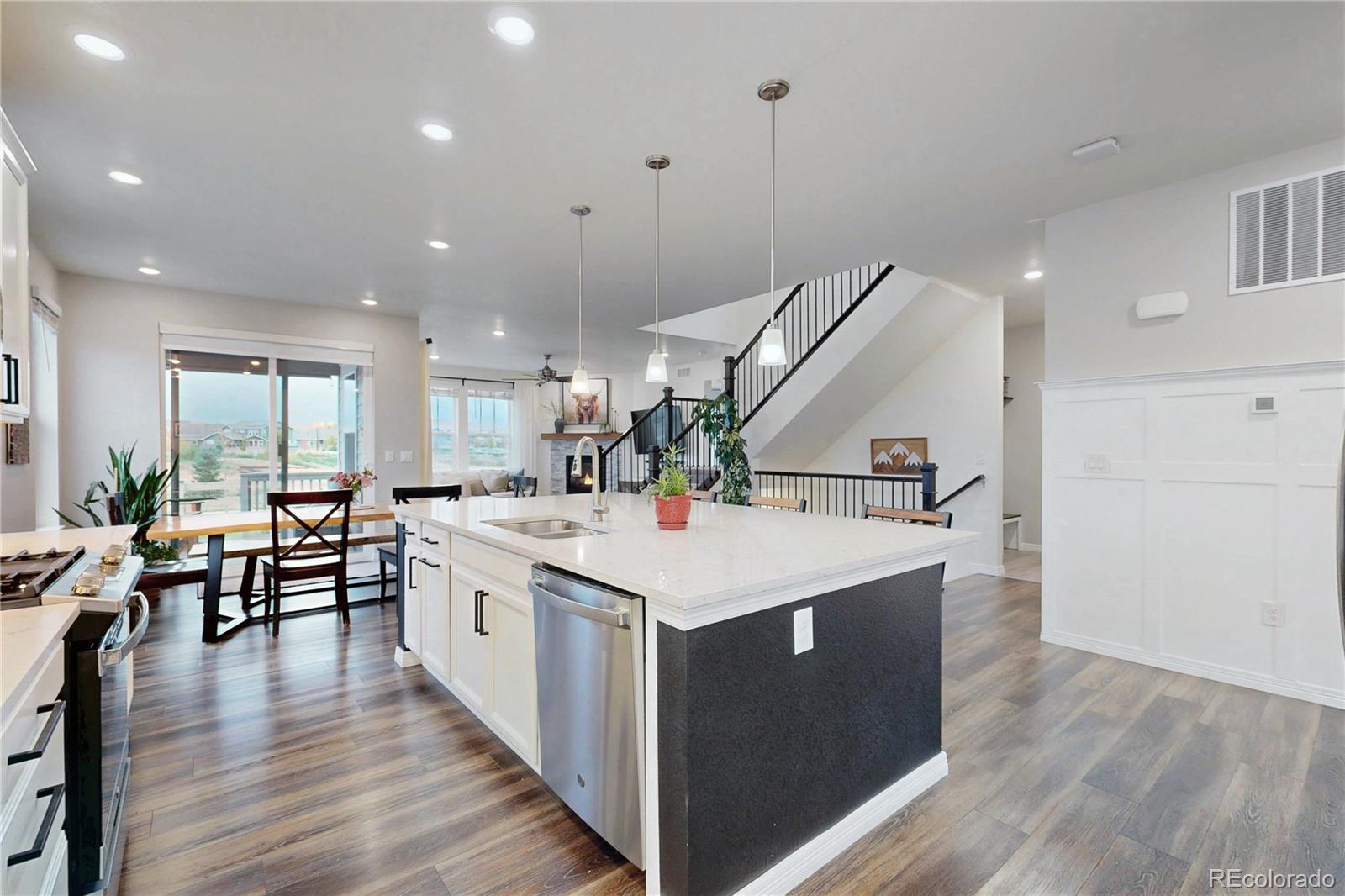 MLS Image #4 for 17603  drake street,broomfield, Colorado