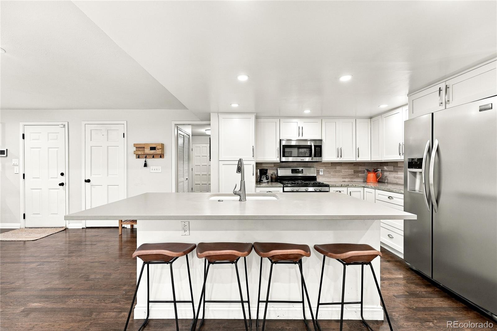 MLS Image #3 for 7624 e mercer place,denver, Colorado