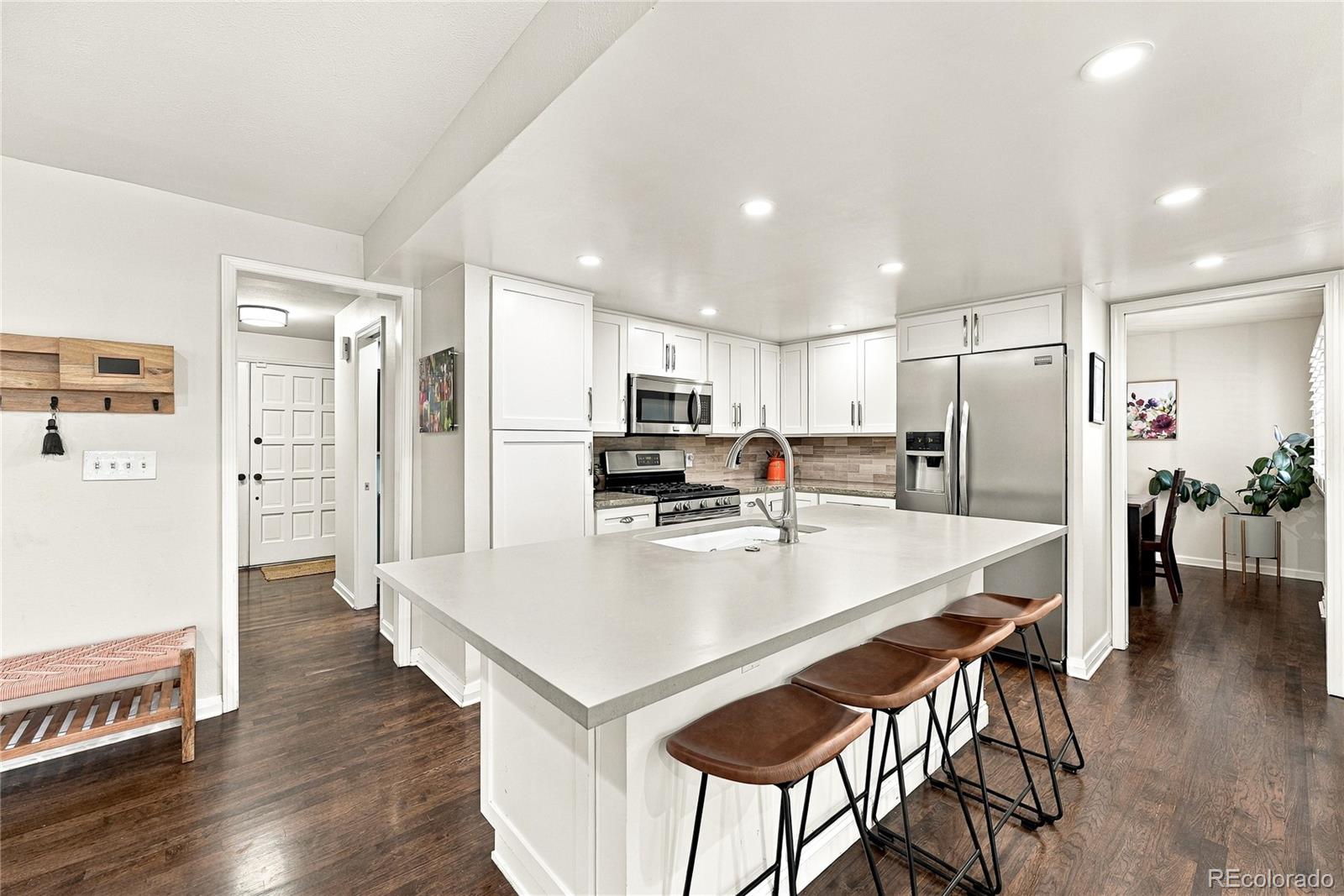 MLS Image #4 for 7624 e mercer place,denver, Colorado