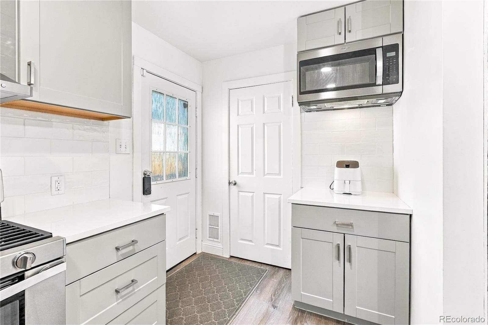 MLS Image #4 for 2380 s king street,denver, Colorado