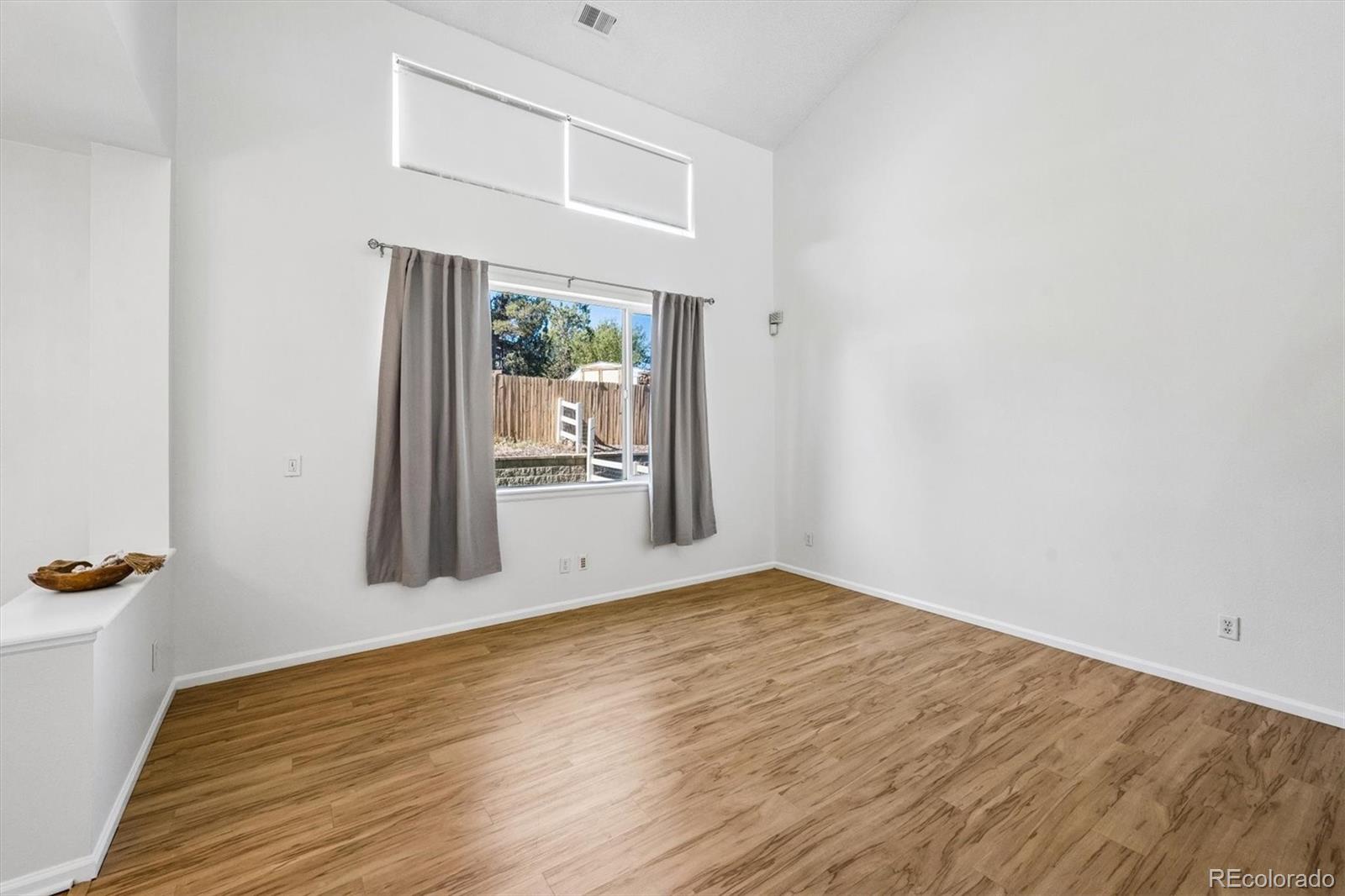 MLS Image #4 for 15038 e archer circle,aurora, Colorado