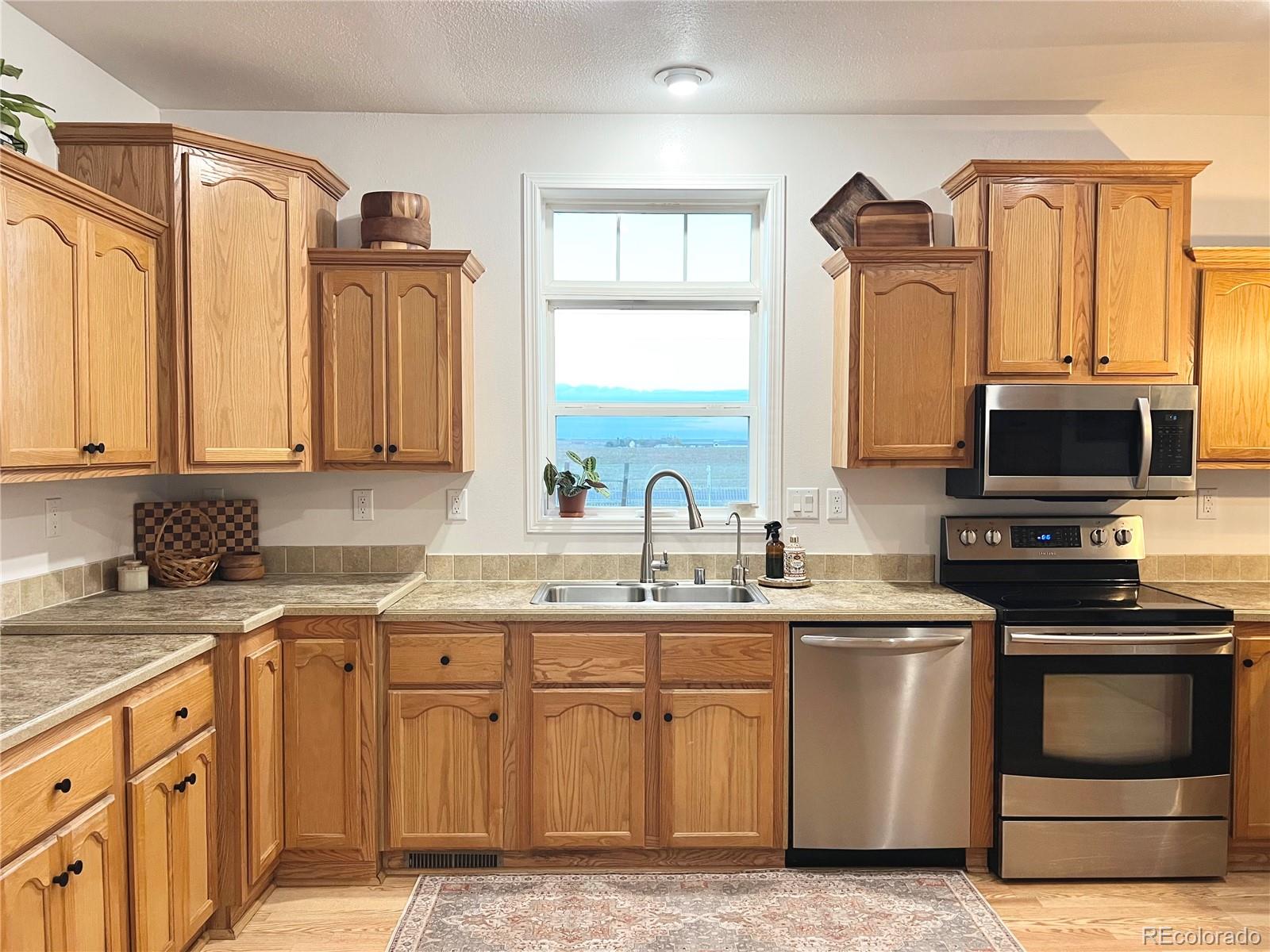 MLS Image #20 for 32056  county road 16 ,keenesburg, Colorado