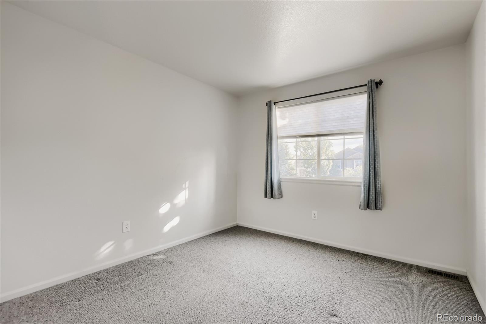MLS Image #12 for 22143 e mercer place,aurora, Colorado