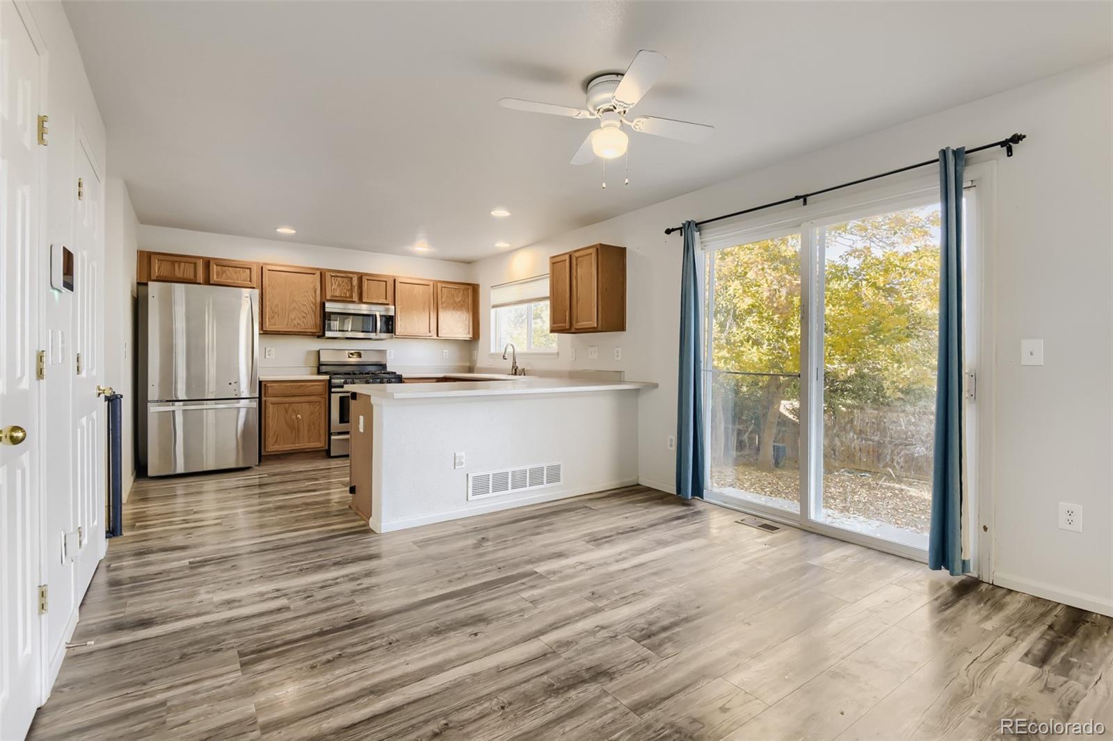 MLS Image #3 for 22143 e mercer place,aurora, Colorado
