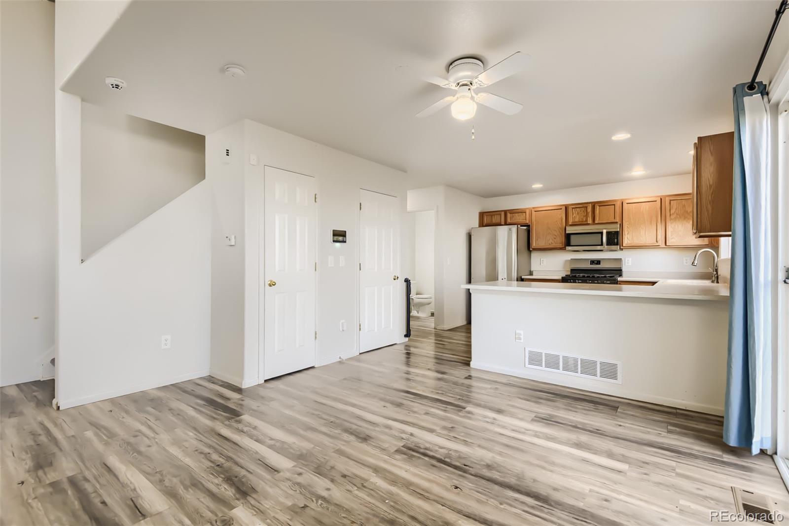 MLS Image #4 for 22143 e mercer place,aurora, Colorado