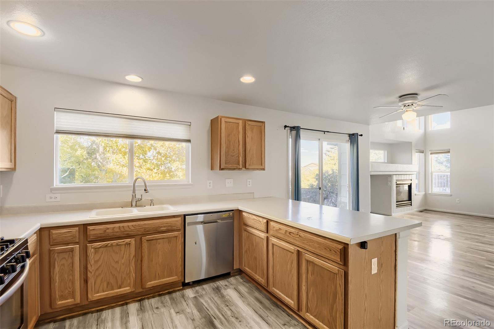 MLS Image #7 for 22143 e mercer place,aurora, Colorado