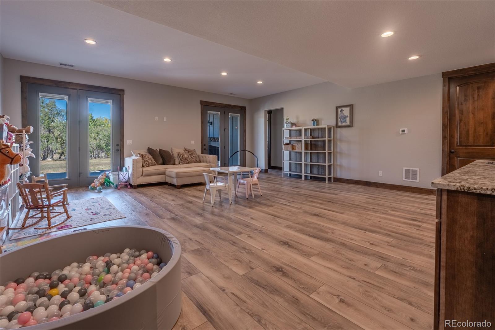 MLS Image #20 for 44005  kiowa bennett road,kiowa, Colorado