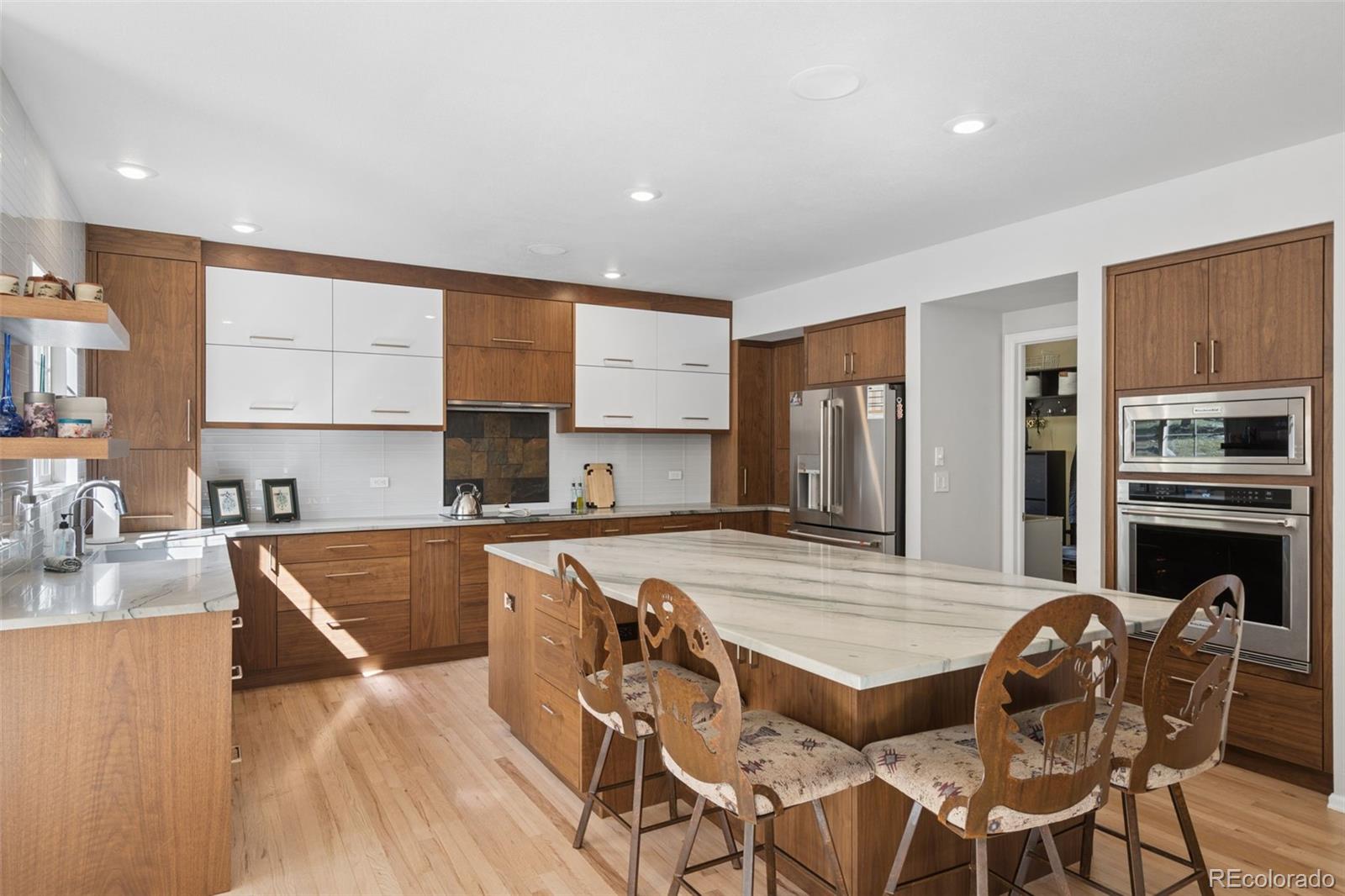 MLS Image #10 for 5830  broadmoor bluffs drive,colorado springs, Colorado