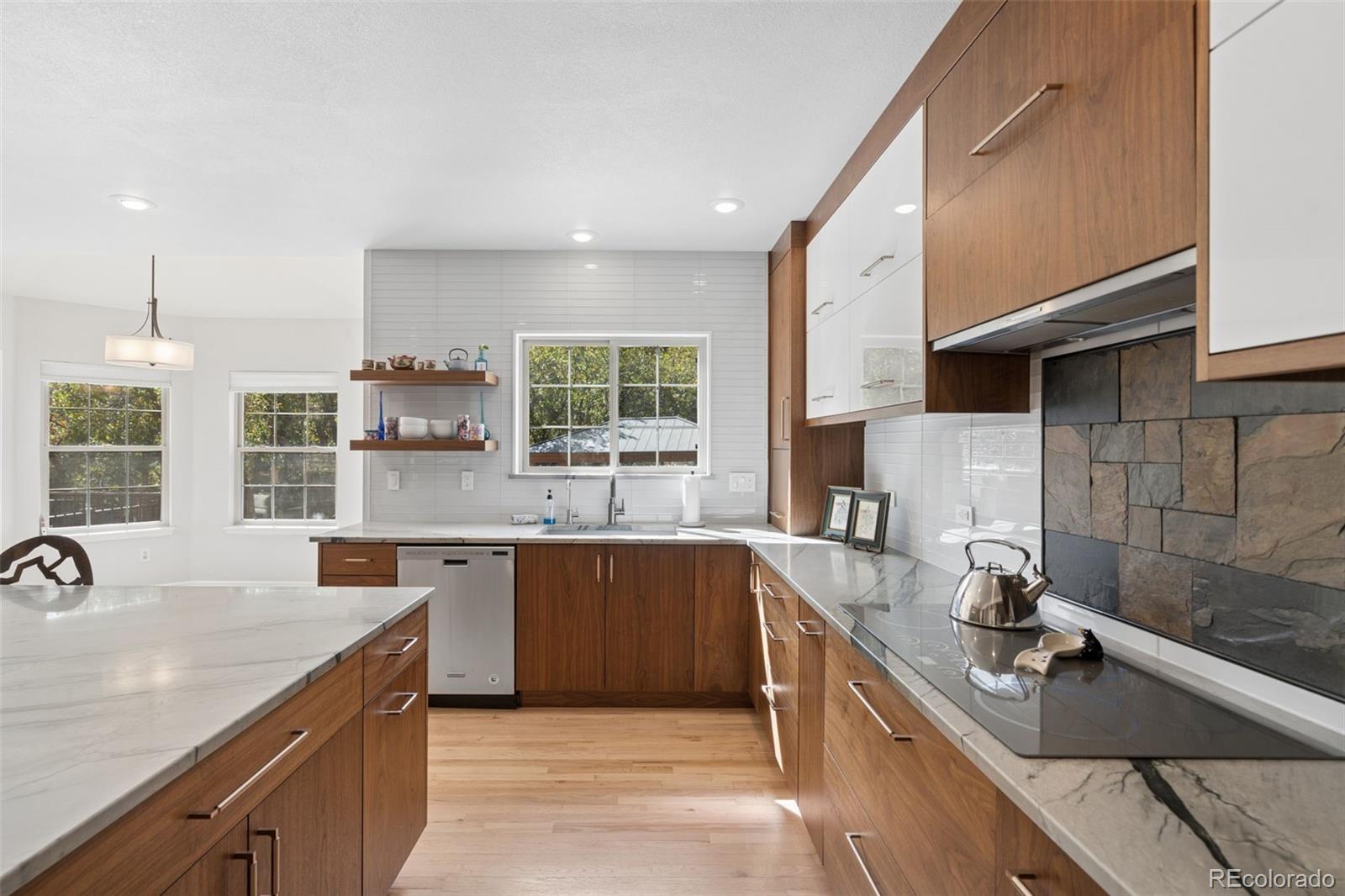 MLS Image #14 for 5830  broadmoor bluffs drive,colorado springs, Colorado
