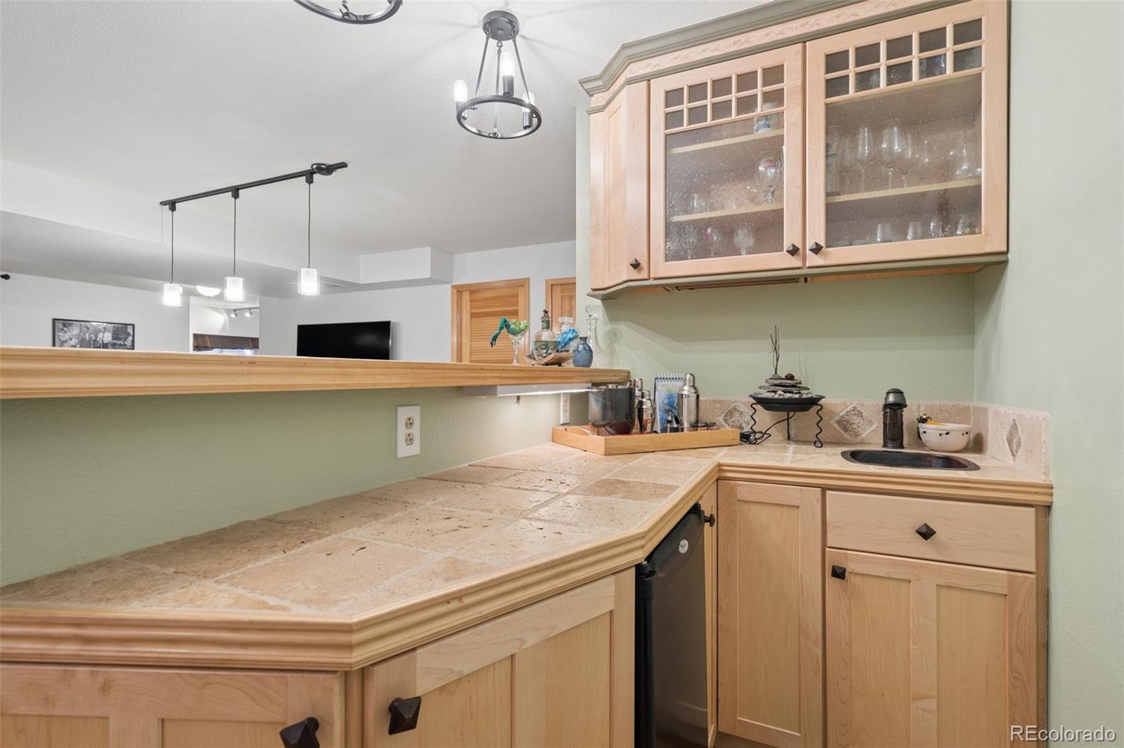 MLS Image #37 for 5830  broadmoor bluffs drive,colorado springs, Colorado