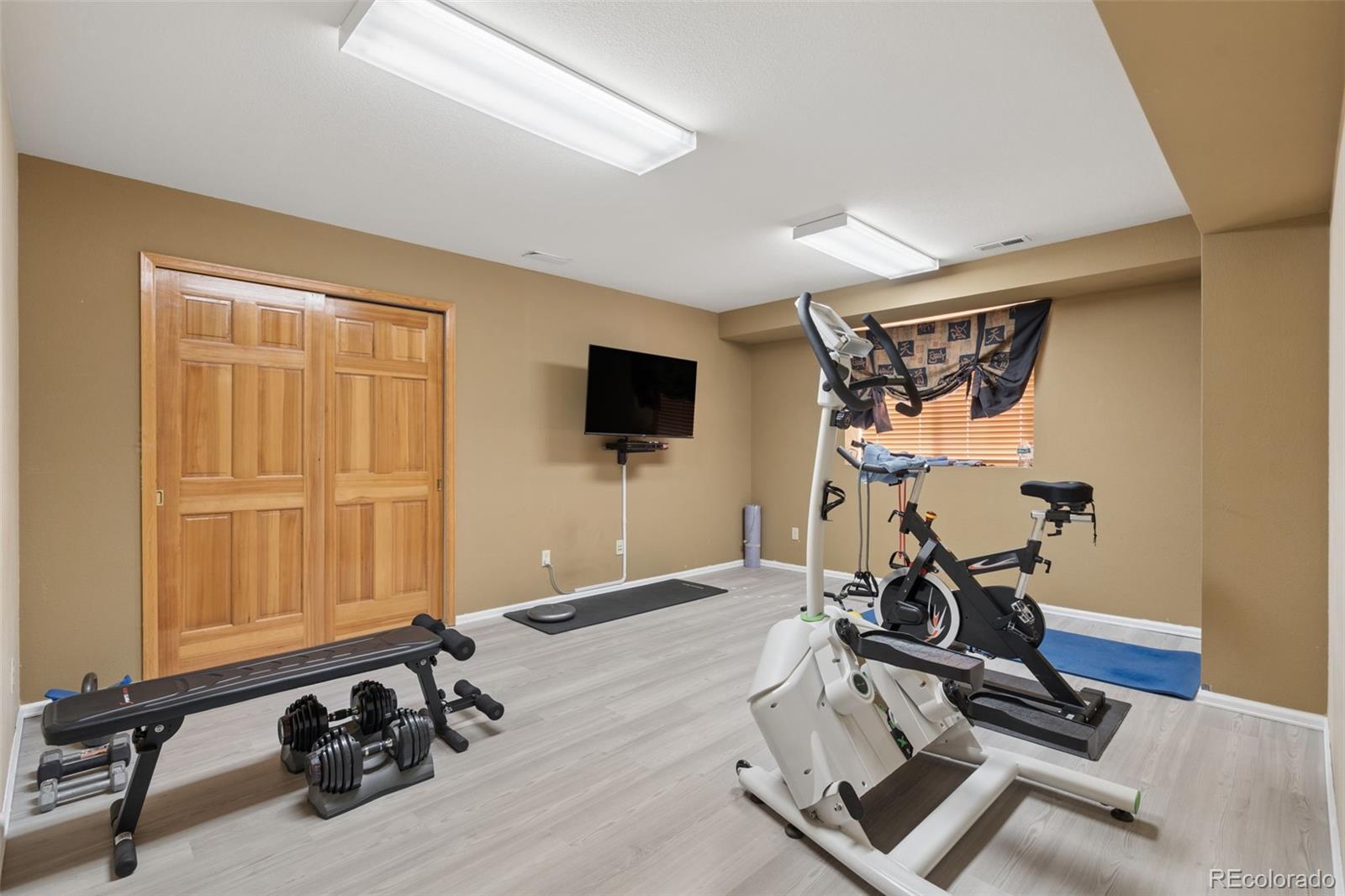 MLS Image #38 for 5830  broadmoor bluffs drive,colorado springs, Colorado