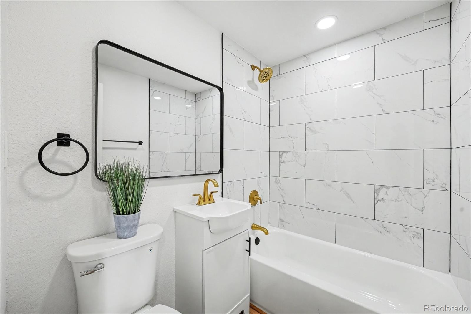 MLS Image #13 for 6528  xavier street,arvada, Colorado