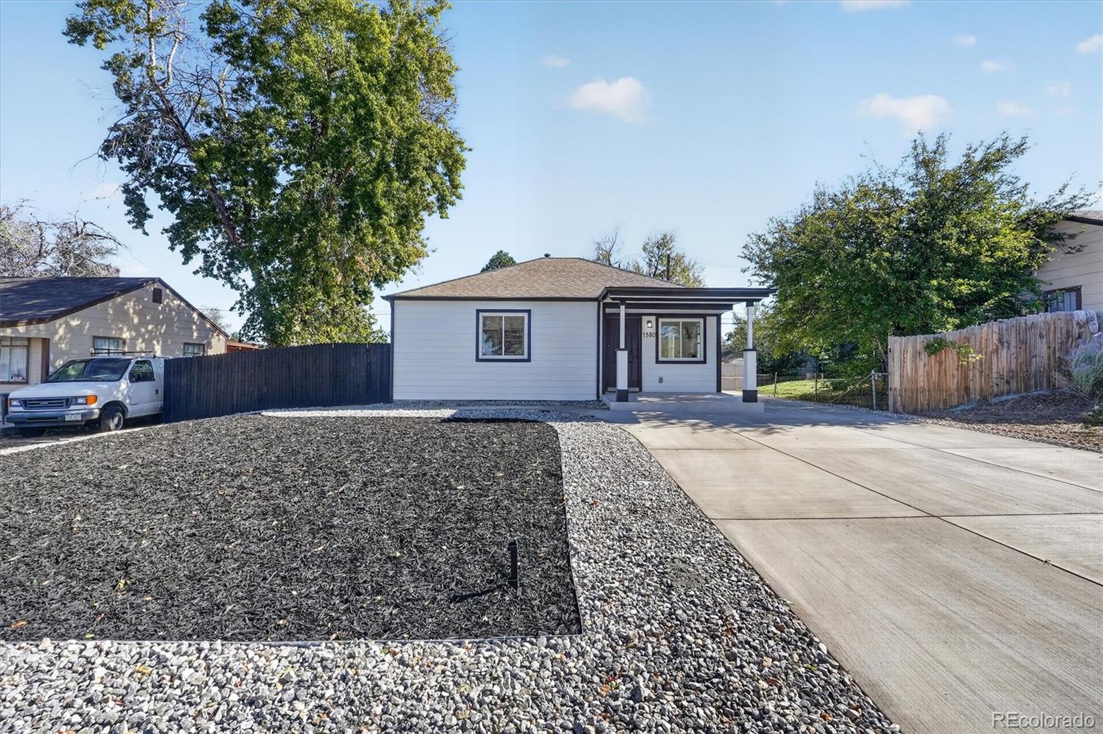MLS Image #2 for 1580 s zuni street,denver, Colorado