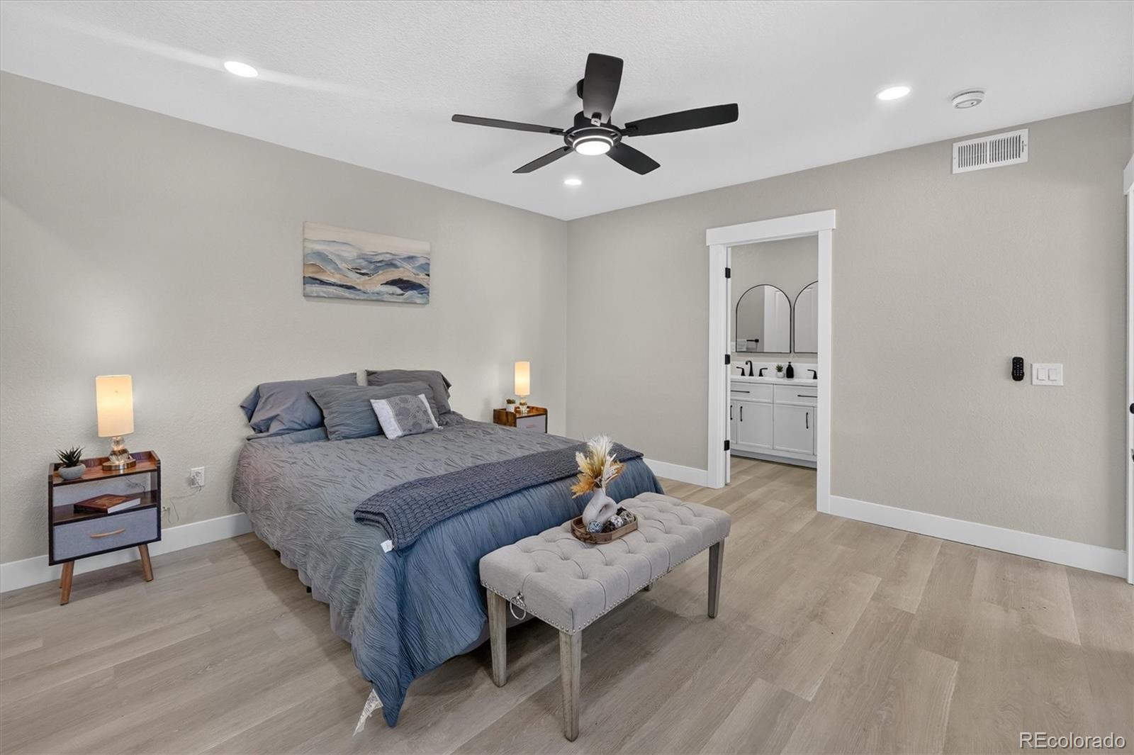 MLS Image #27 for 1580 s zuni street,denver, Colorado
