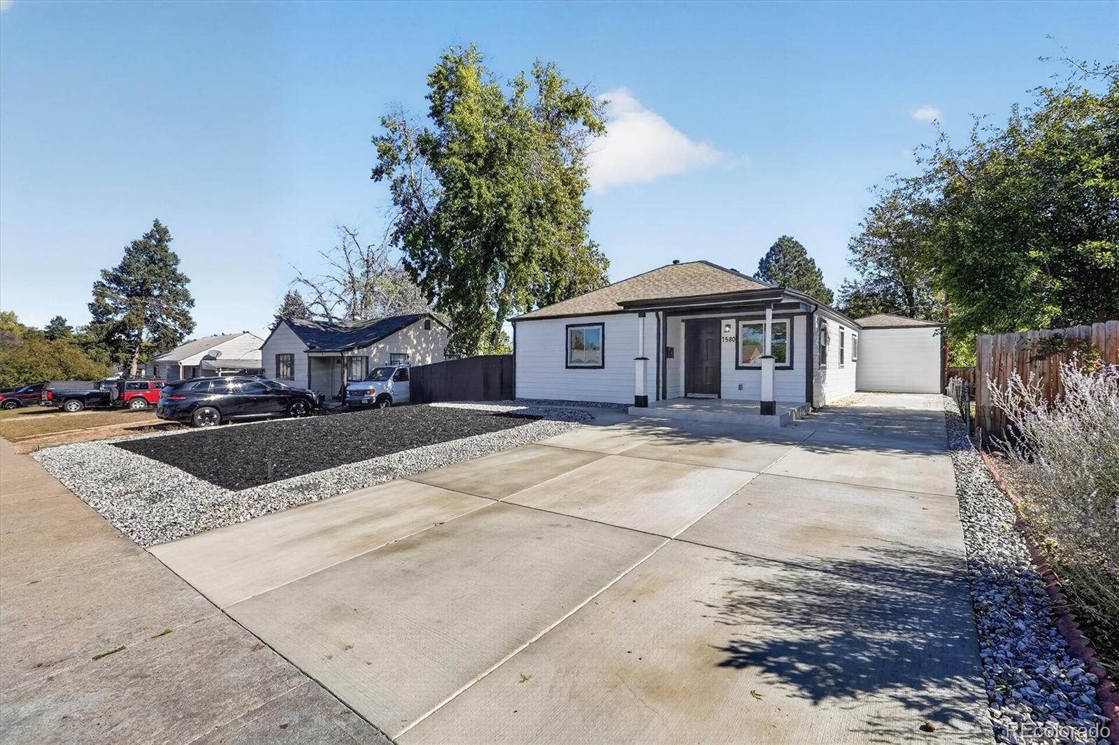 MLS Image #3 for 1580 s zuni street,denver, Colorado