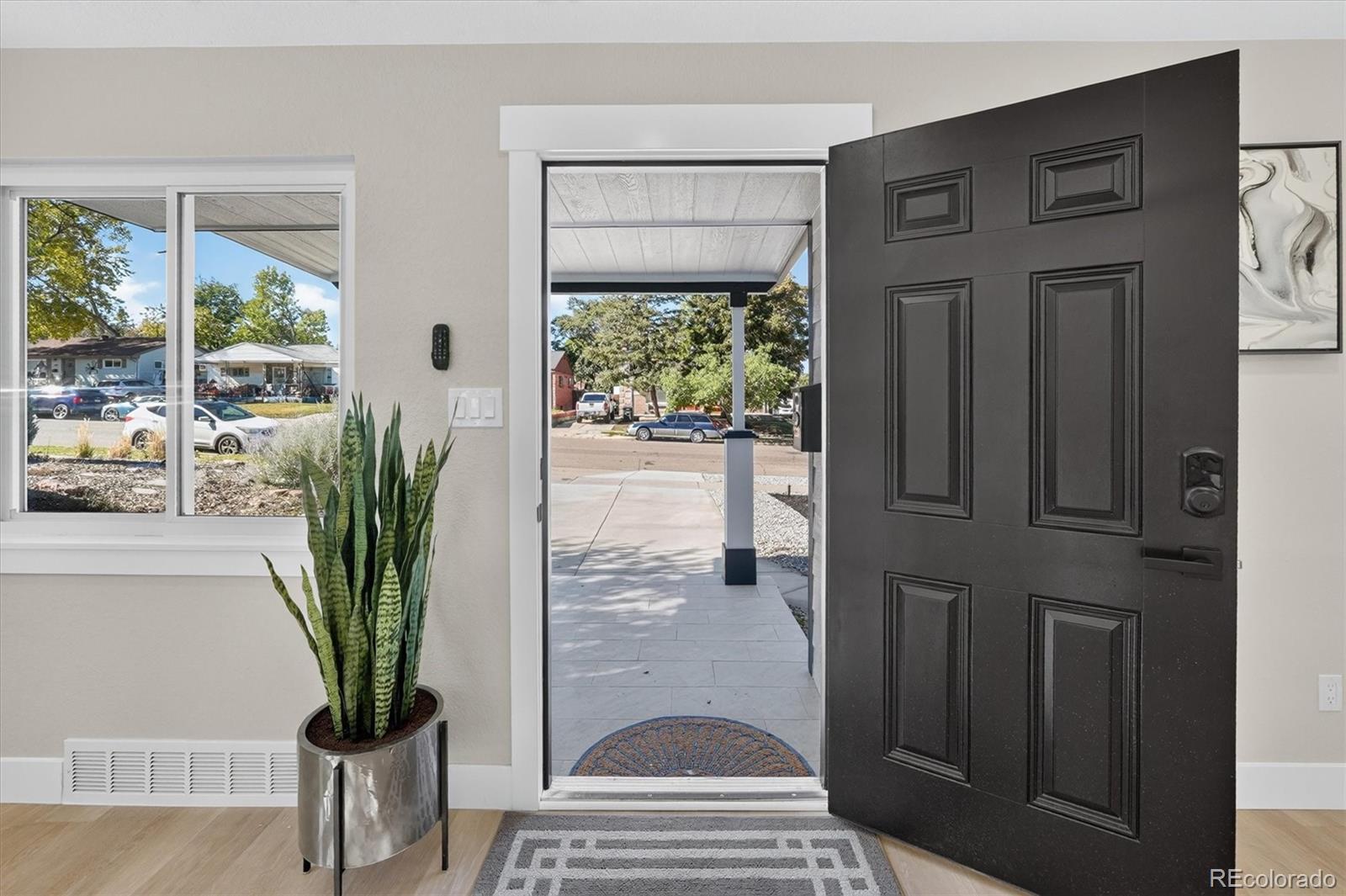 MLS Image #5 for 1580 s zuni street,denver, Colorado