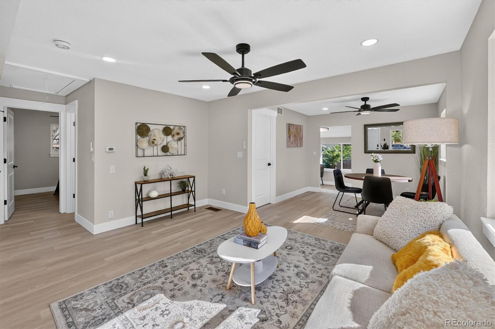 MLS Image #8 for 1580 s zuni street,denver, Colorado