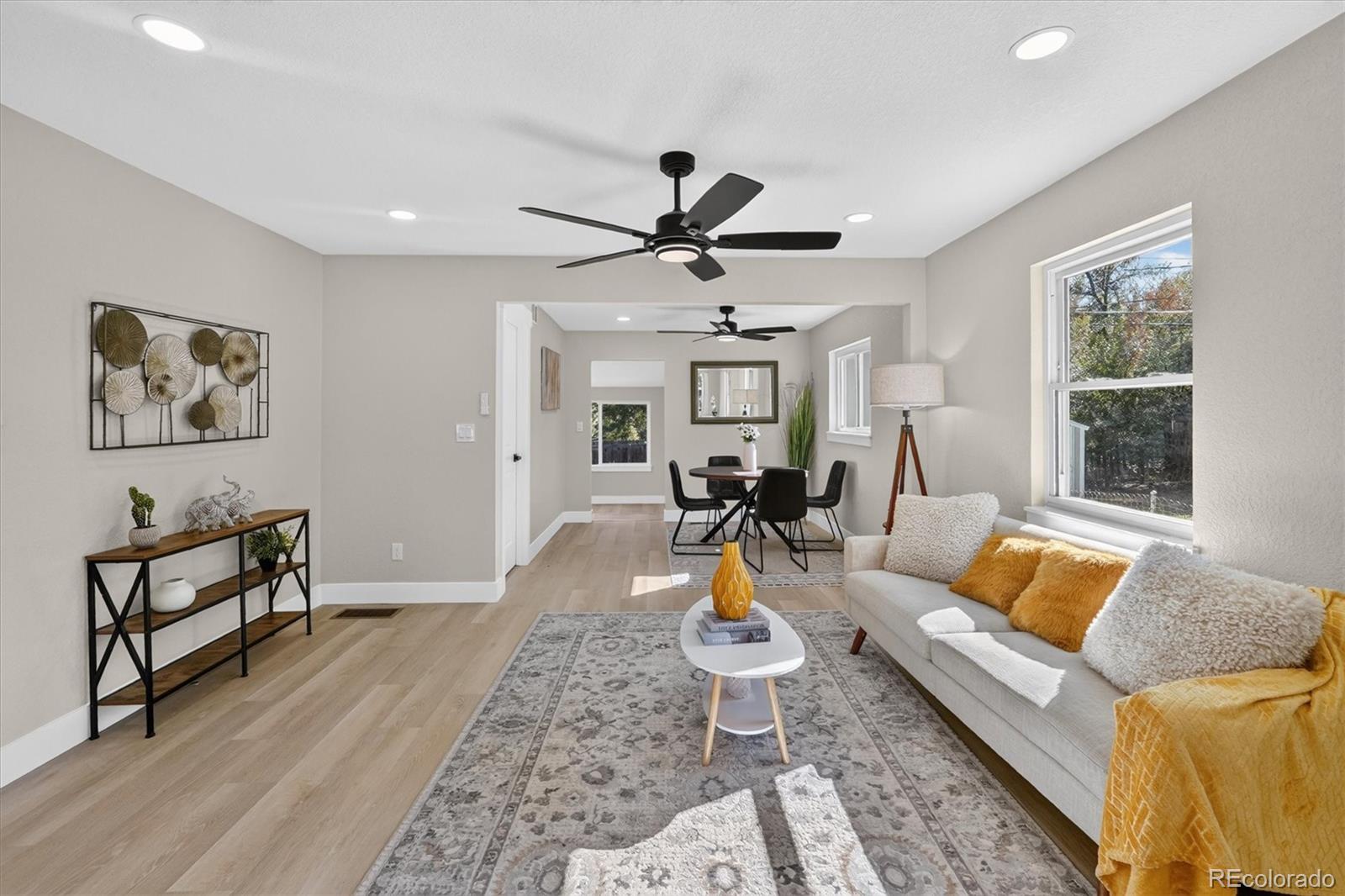 MLS Image #9 for 1580 s zuni street,denver, Colorado