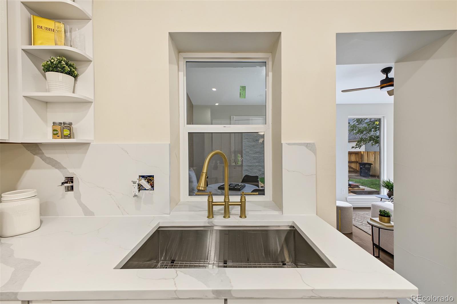MLS Image #15 for 934 s washington street,denver, Colorado
