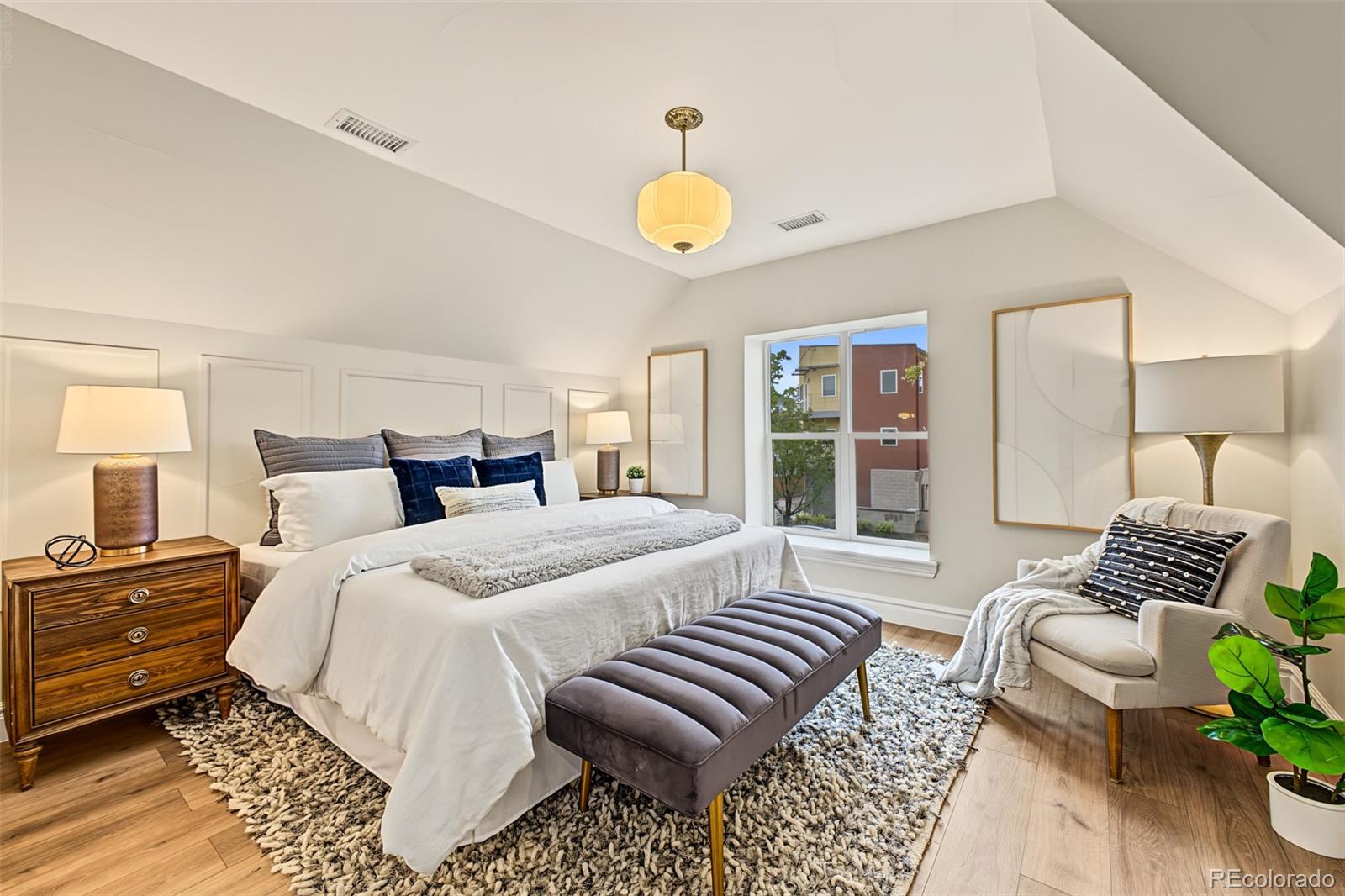 MLS Image #22 for 934 s washington street,denver, Colorado