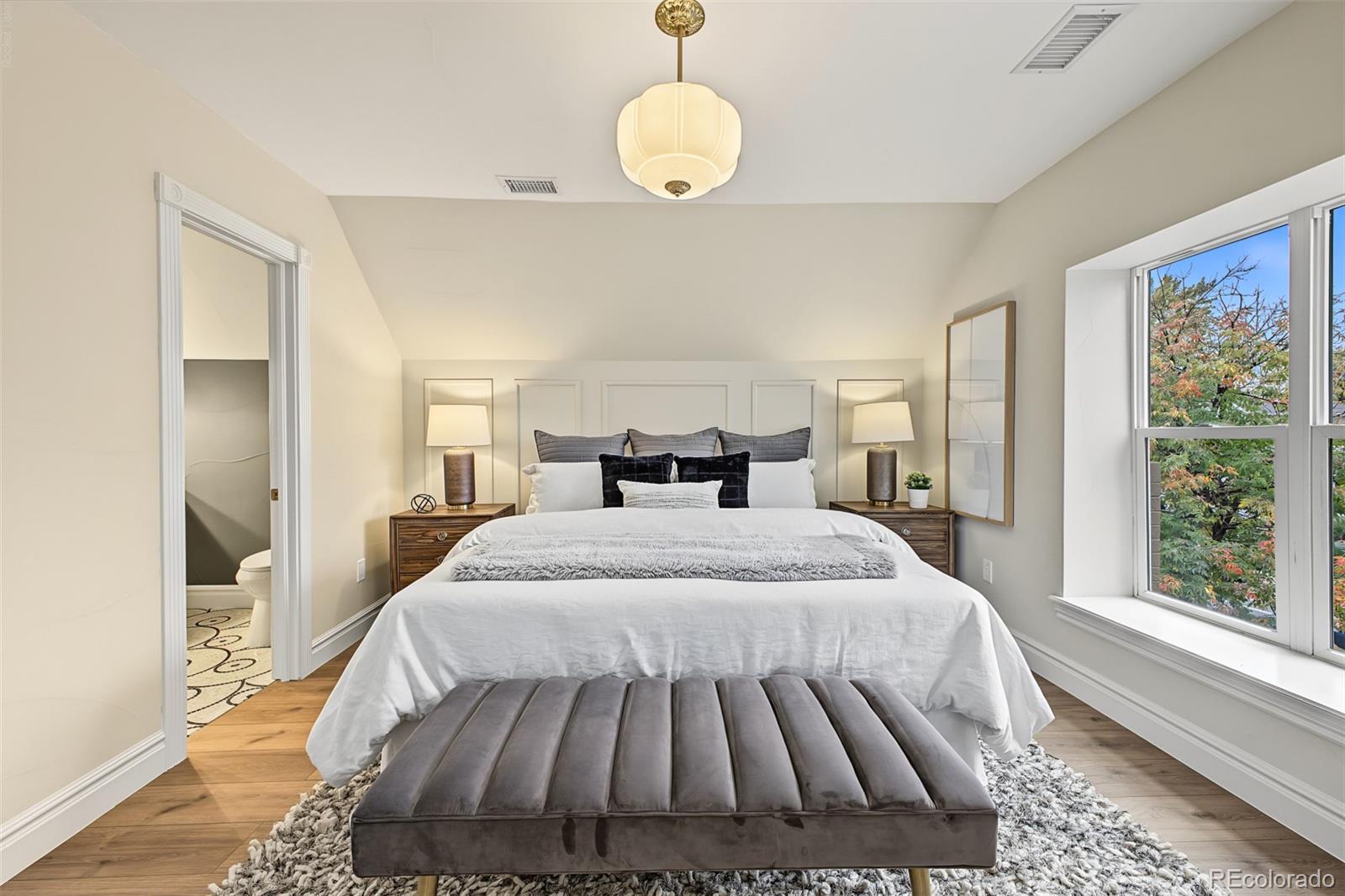 MLS Image #23 for 934 s washington street,denver, Colorado
