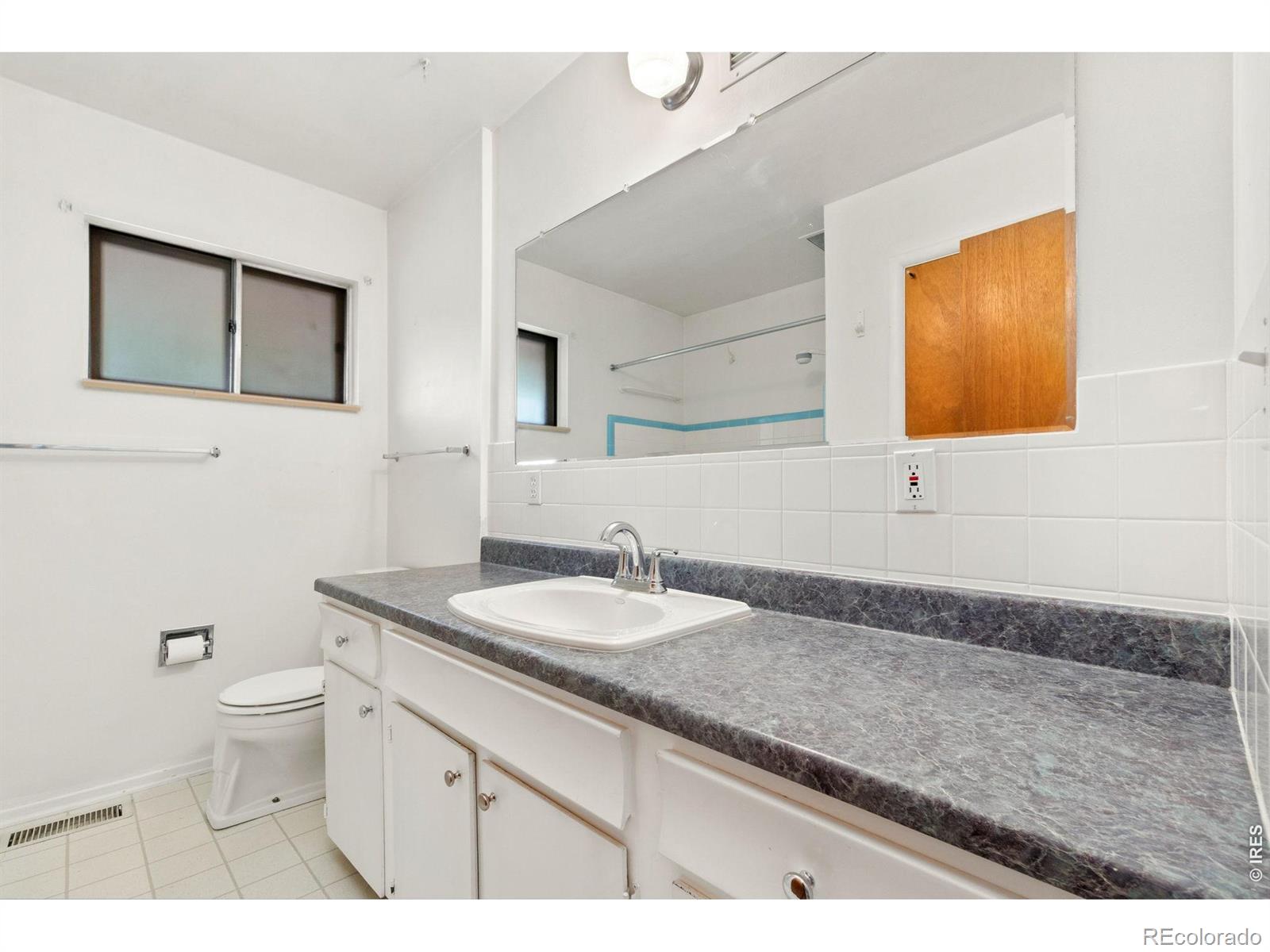 MLS Image #10 for 1980  stacy drive,denver, Colorado