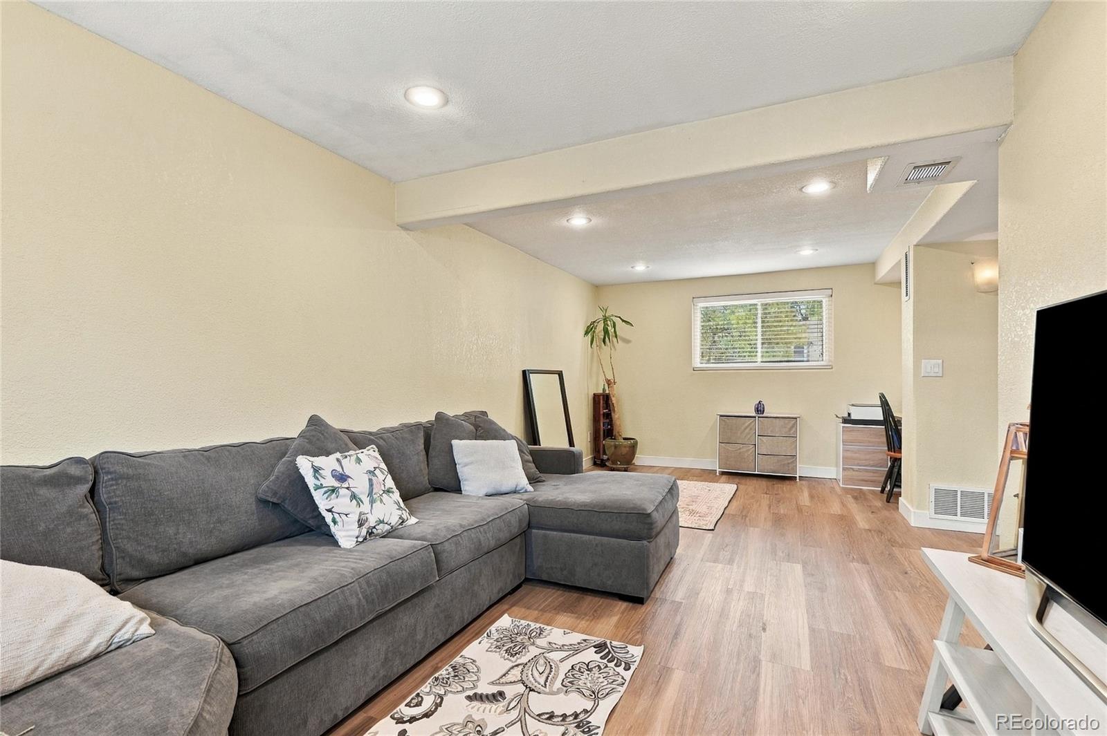 MLS Image #17 for 3412 e 114th drive,thornton, Colorado
