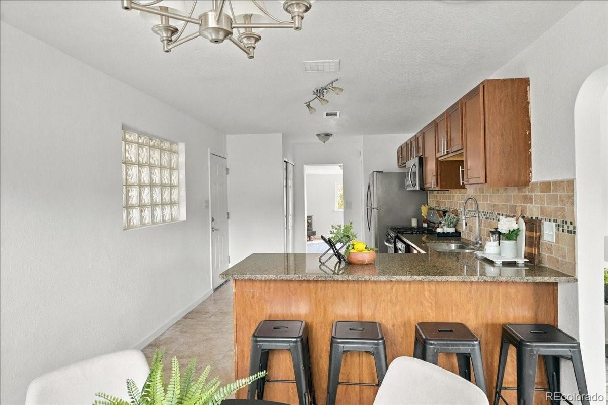 MLS Image #5 for 940  locust place,thornton, Colorado