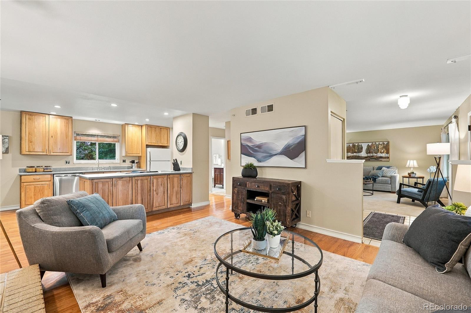 MLS Image #11 for 7300 s syracuse court,centennial, Colorado