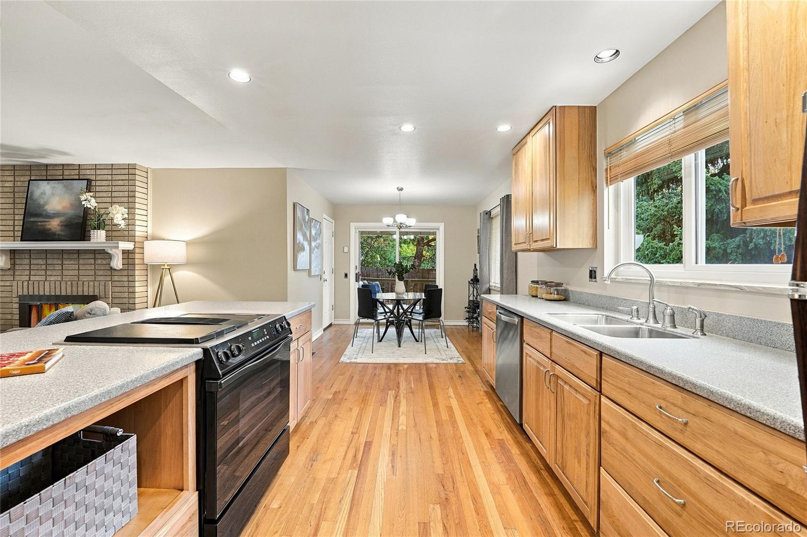 MLS Image #12 for 7300 s syracuse court,centennial, Colorado