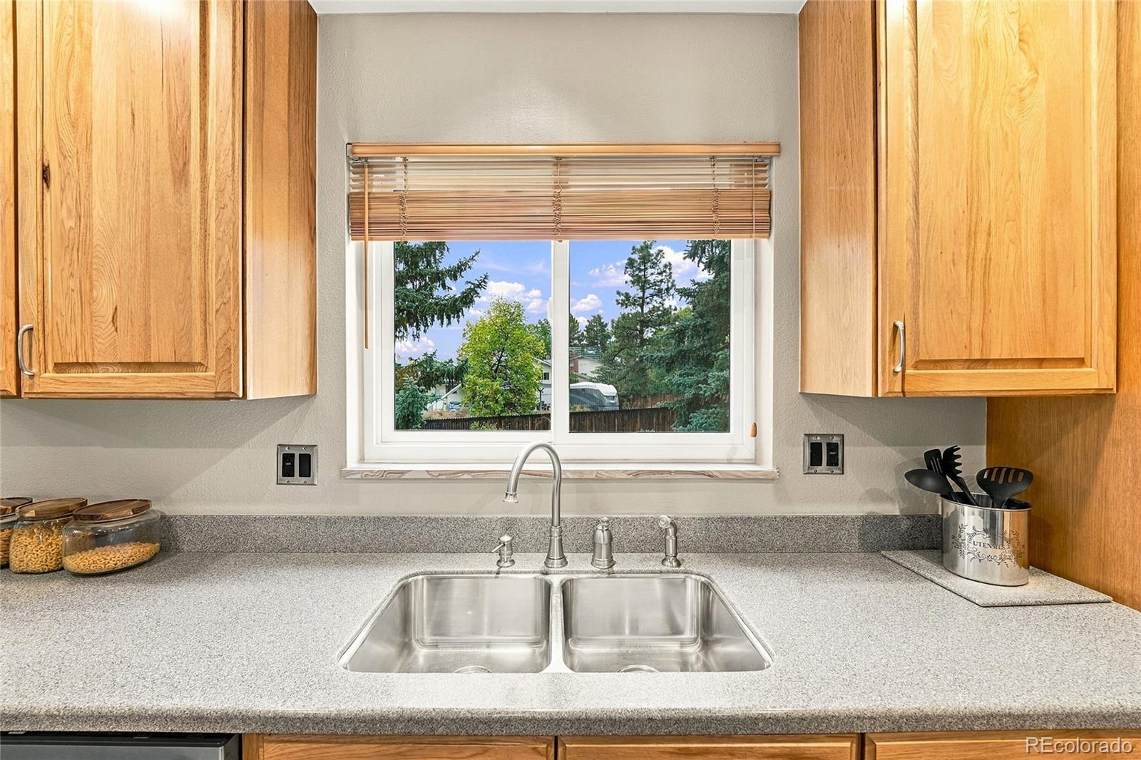 MLS Image #8 for 7300 s syracuse court,centennial, Colorado