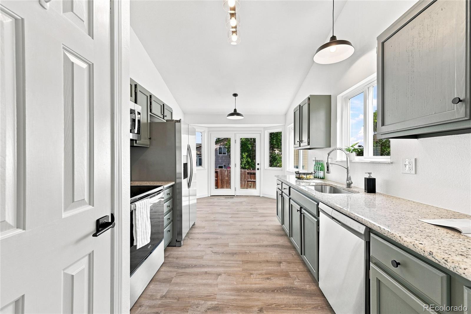 MLS Image #6 for 6685  bear tooth drive,colorado springs, Colorado