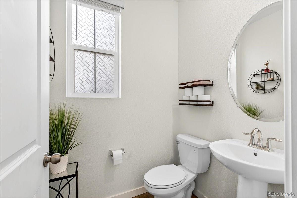 MLS Image #5 for 10271  tucson street,commerce city, Colorado