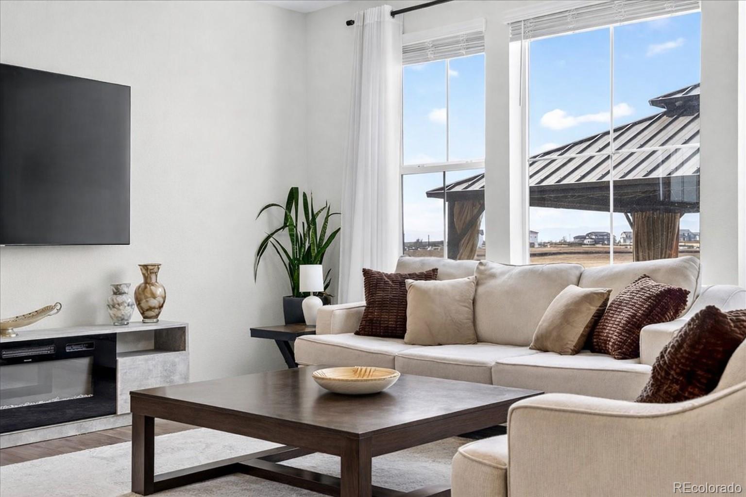MLS Image #9 for 10271  tucson street,commerce city, Colorado