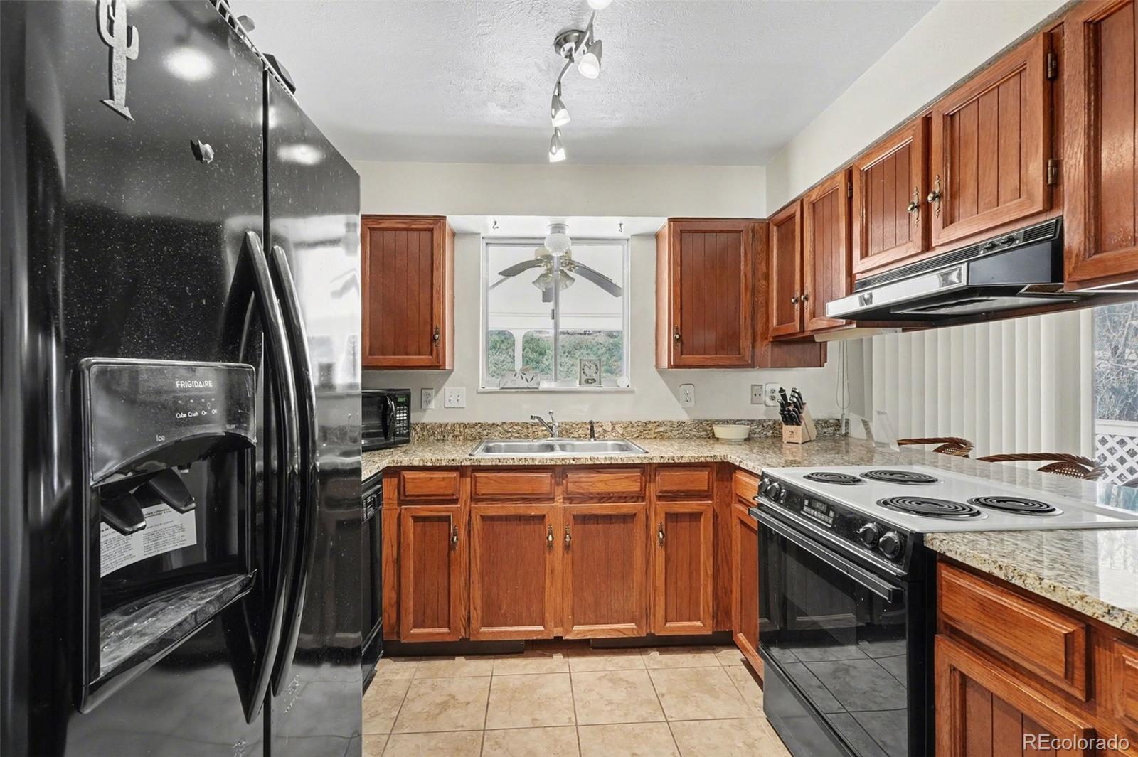 MLS Image #2 for 9612  sierra drive,arvada, Colorado