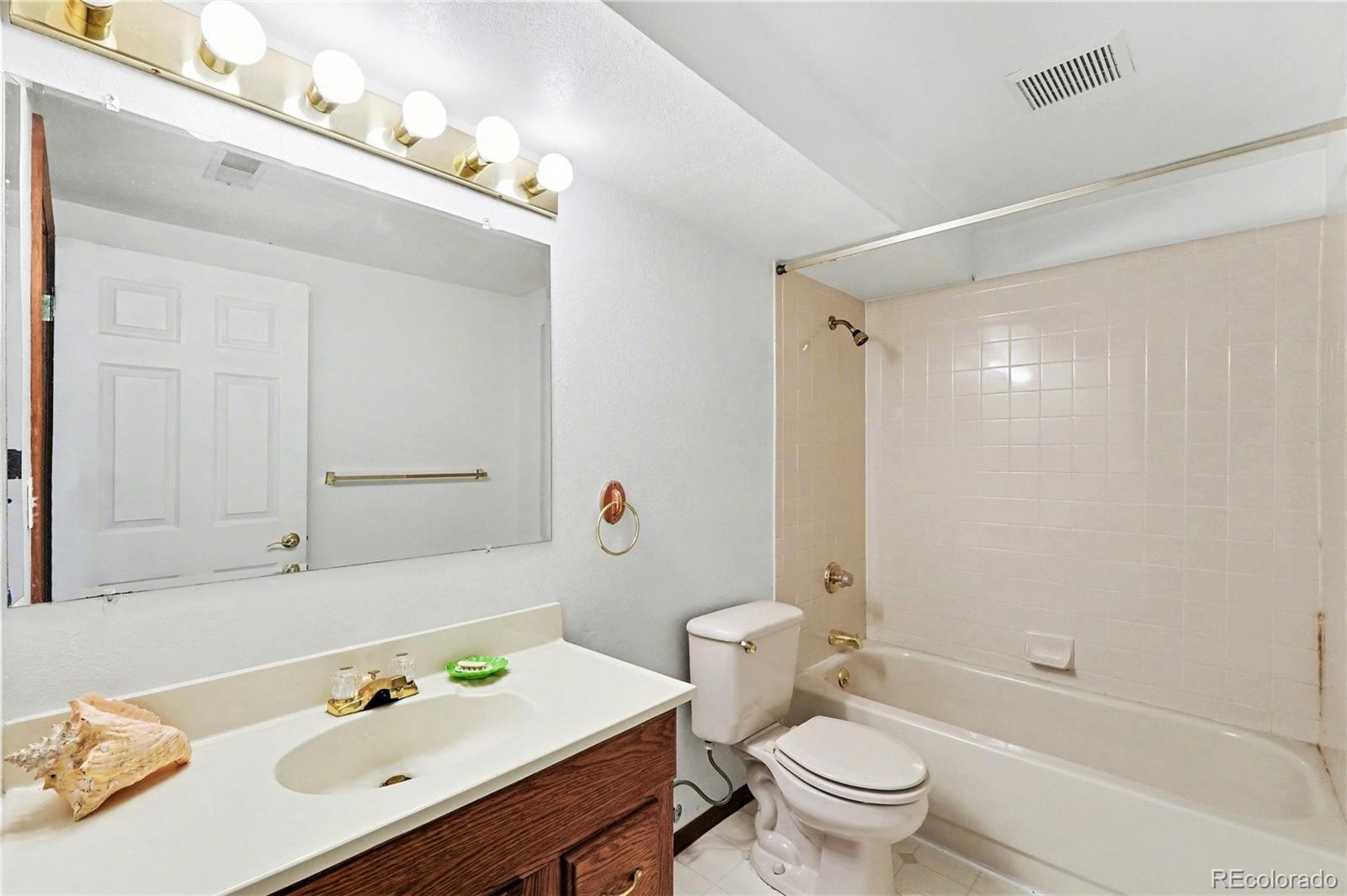 MLS Image #21 for 9612  sierra drive,arvada, Colorado