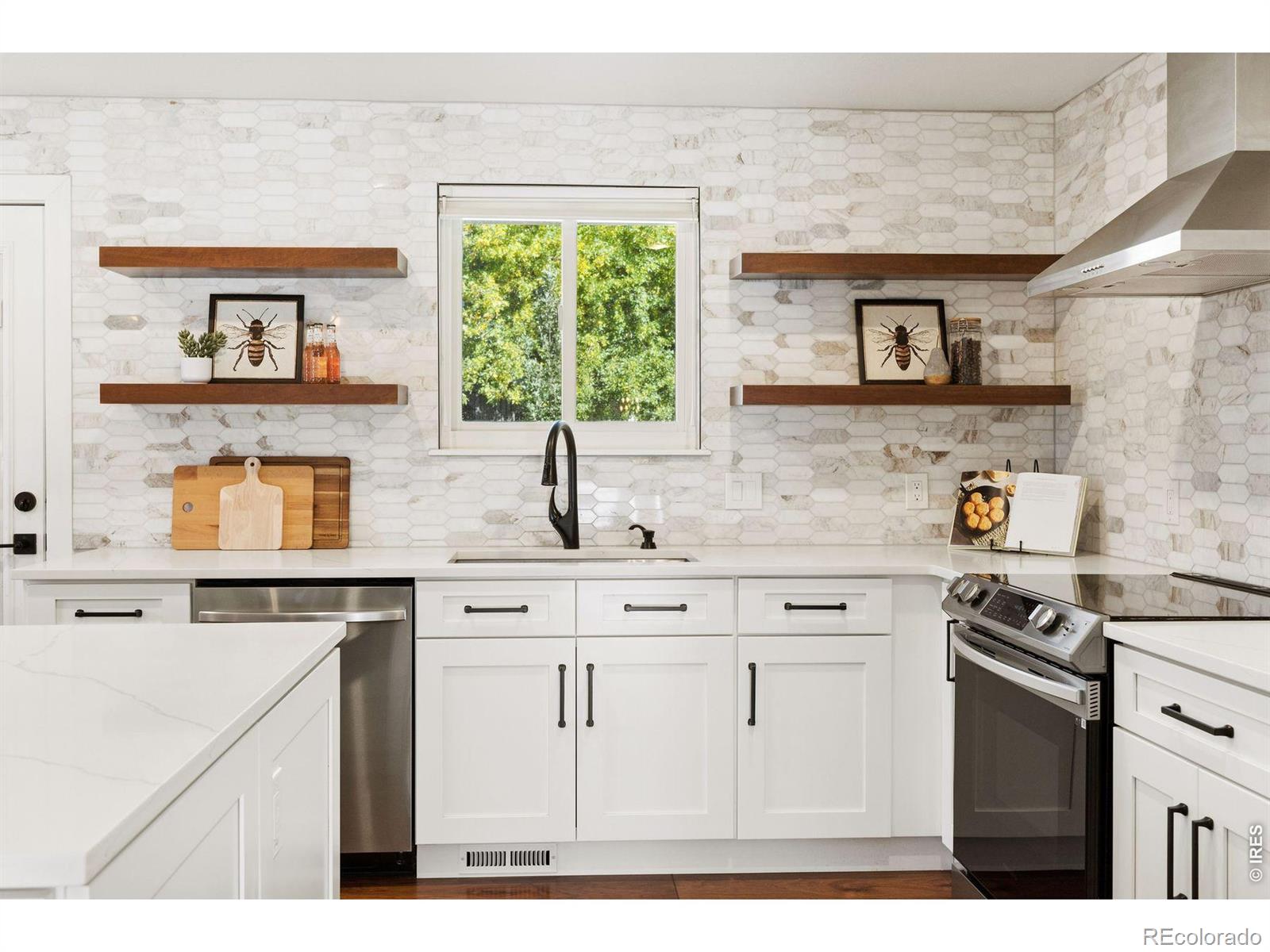 MLS Image #4 for 11725 w 74th avenue,arvada, Colorado