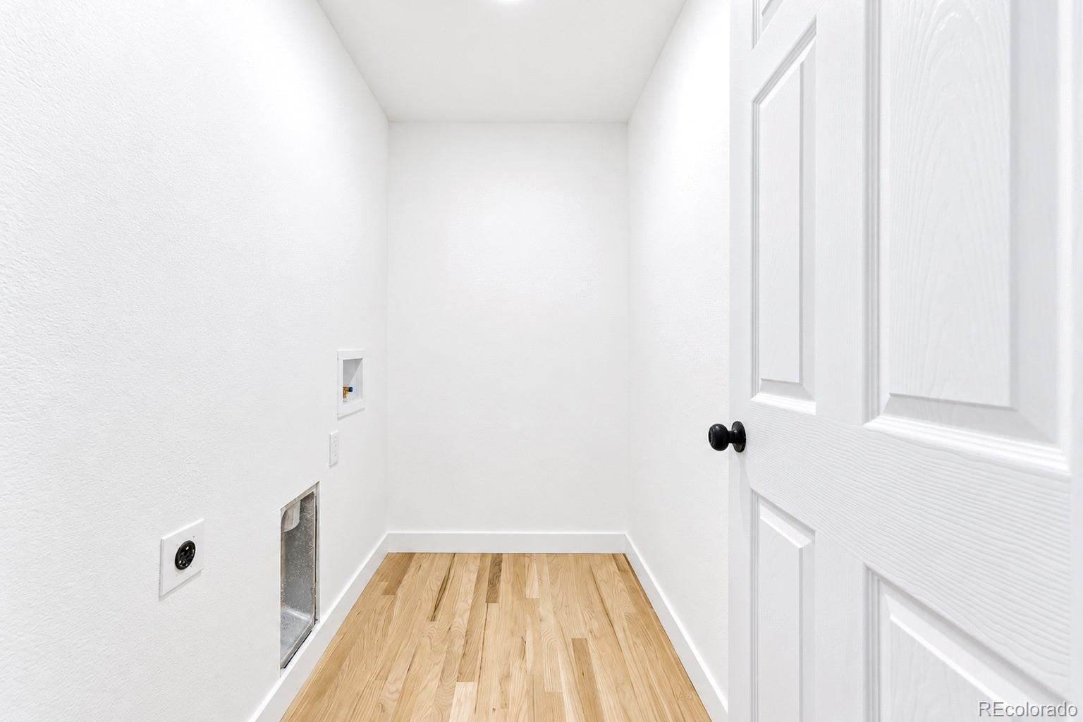 MLS Image #10 for 9921 w 54th avenue,arvada, Colorado