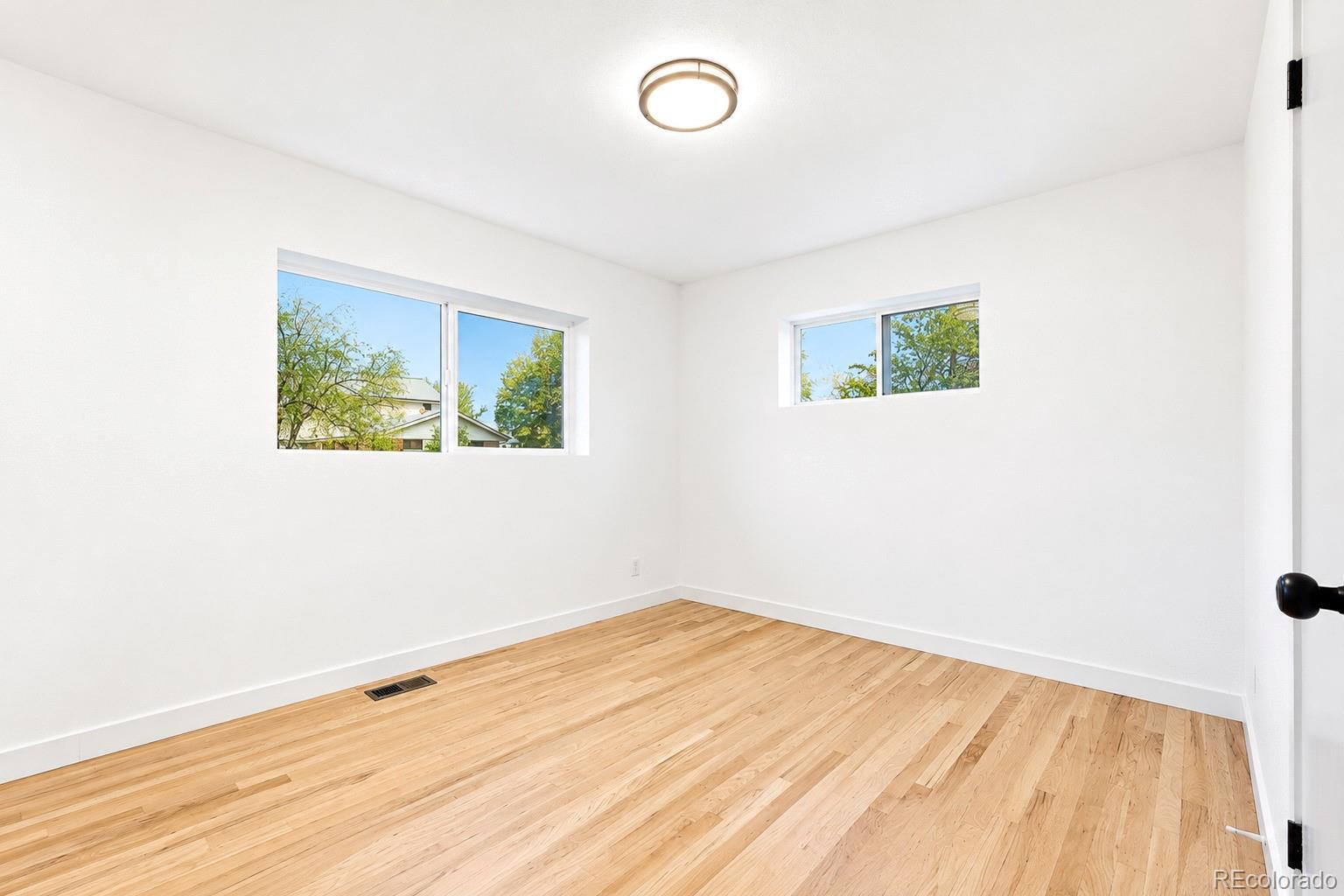 MLS Image #17 for 9921 w 54th avenue,arvada, Colorado