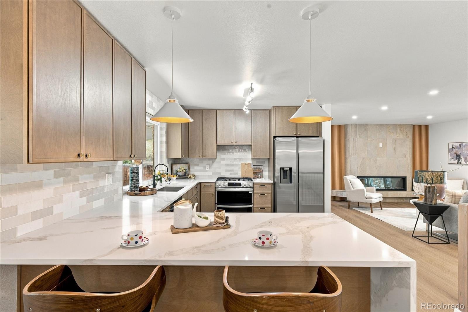 MLS Image #15 for 2647 s linden court,denver, Colorado